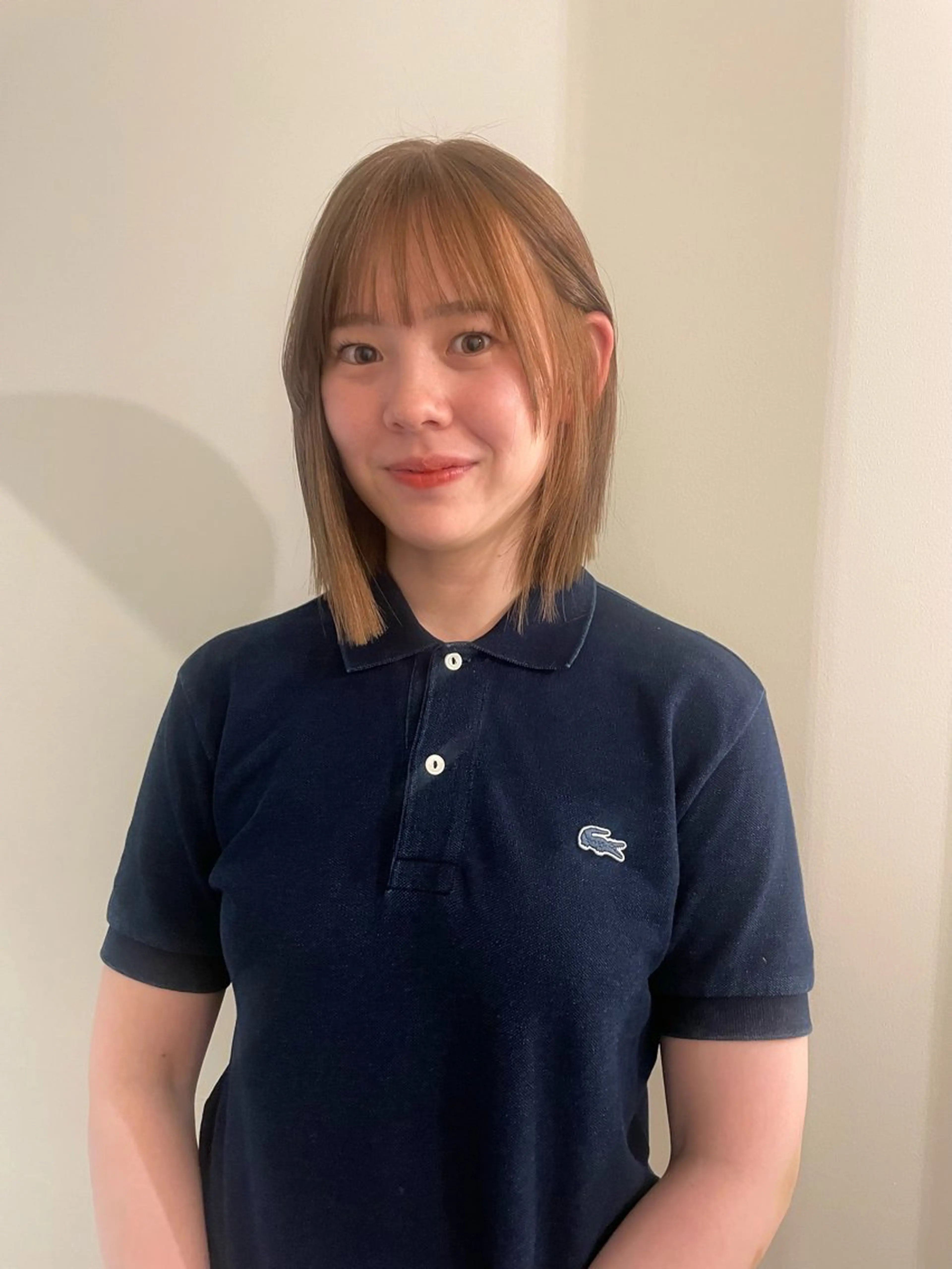 ミディアム カラー ベージュカラー ブリーチ ブリーチなしカラー カット ヘアカラー 渋谷 留菜のヘアスタイル