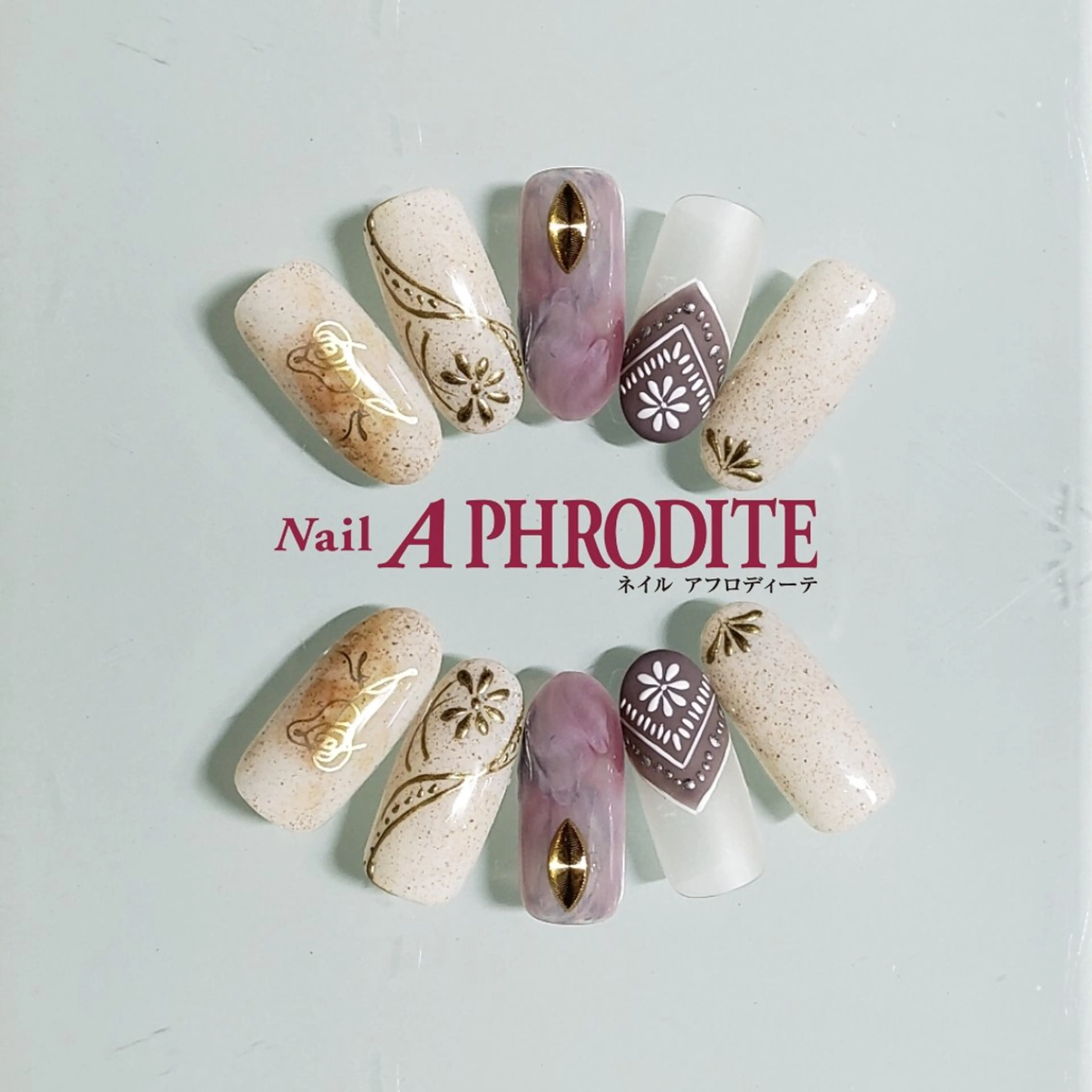 ネイル ジェルネイル ニュアンスネイル スカルプネイル ソフトジェル ネイルチップ ハンドネイル Nail  Aphroditeのネイルデザイン