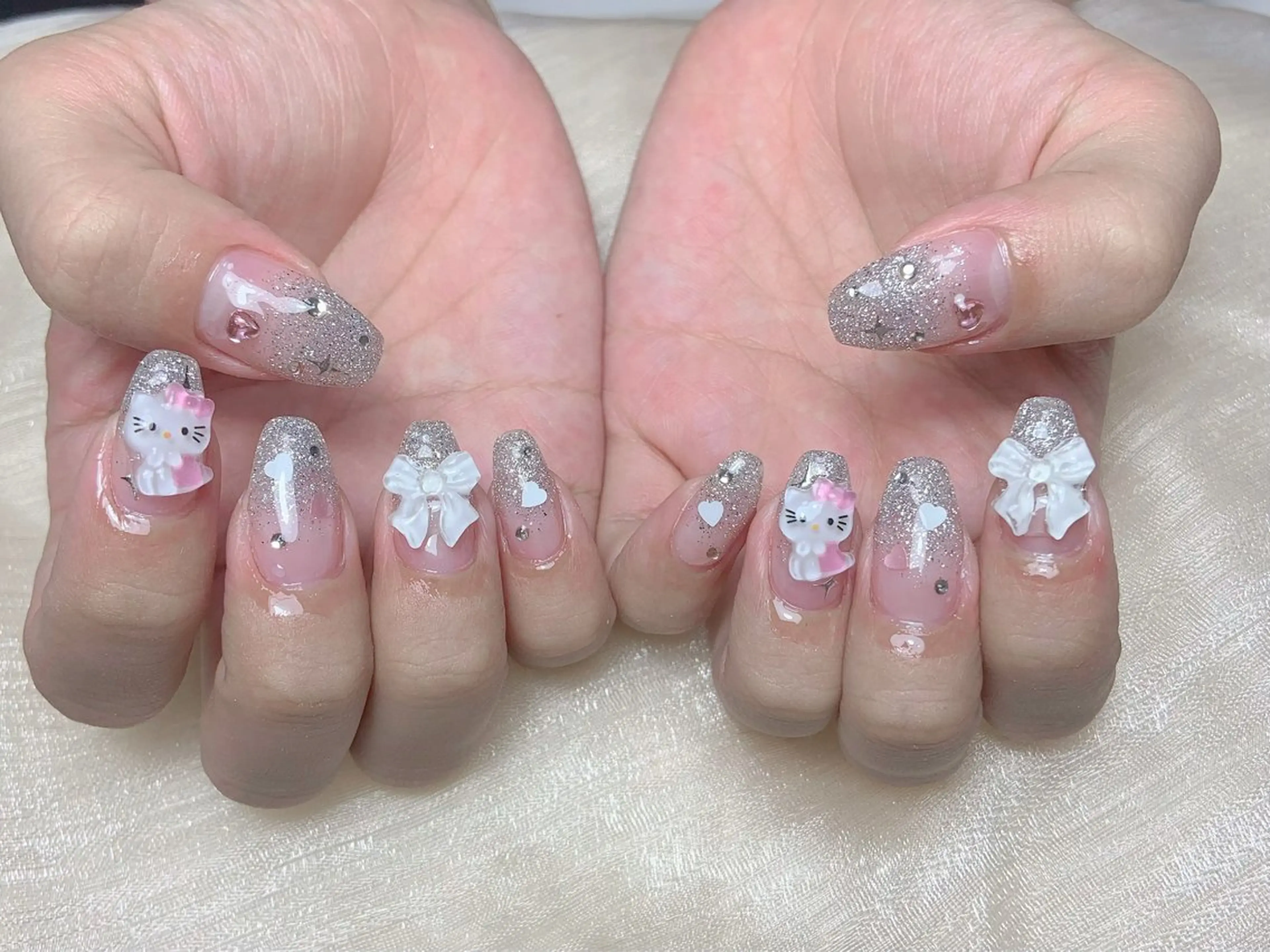 ネイル オーロラネイル チークネイル フレンチネイル ジェルネイル ガラスフレンチ Nail Jolieのネイルデザイン