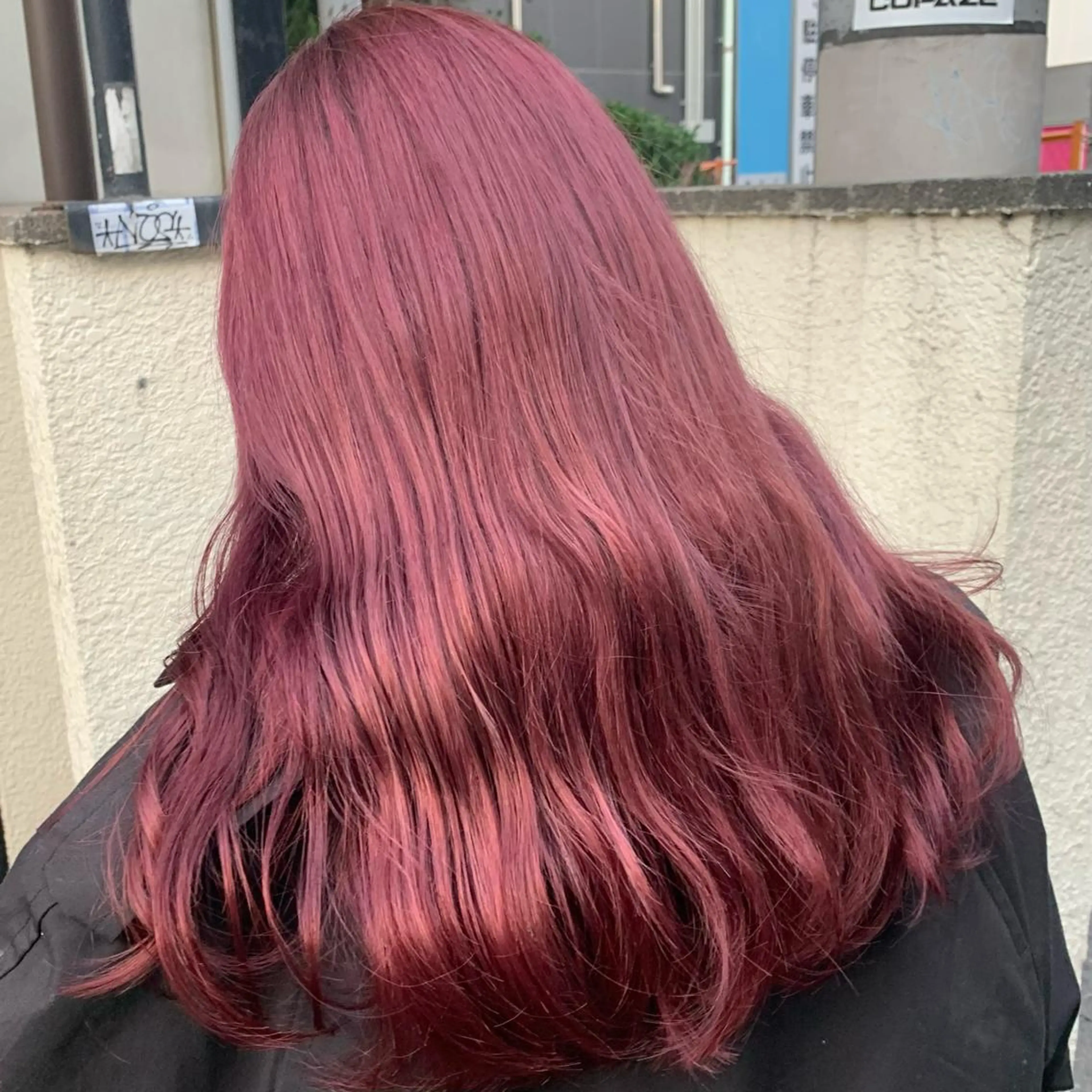 ロング カラー ブリーチ ダブルカラー ブリーチなしカラー ピンクカラー ロング ヘアカラー トリートメント No1韓国風レイヤー &カチモリ✨ /サキのヘアスタイル