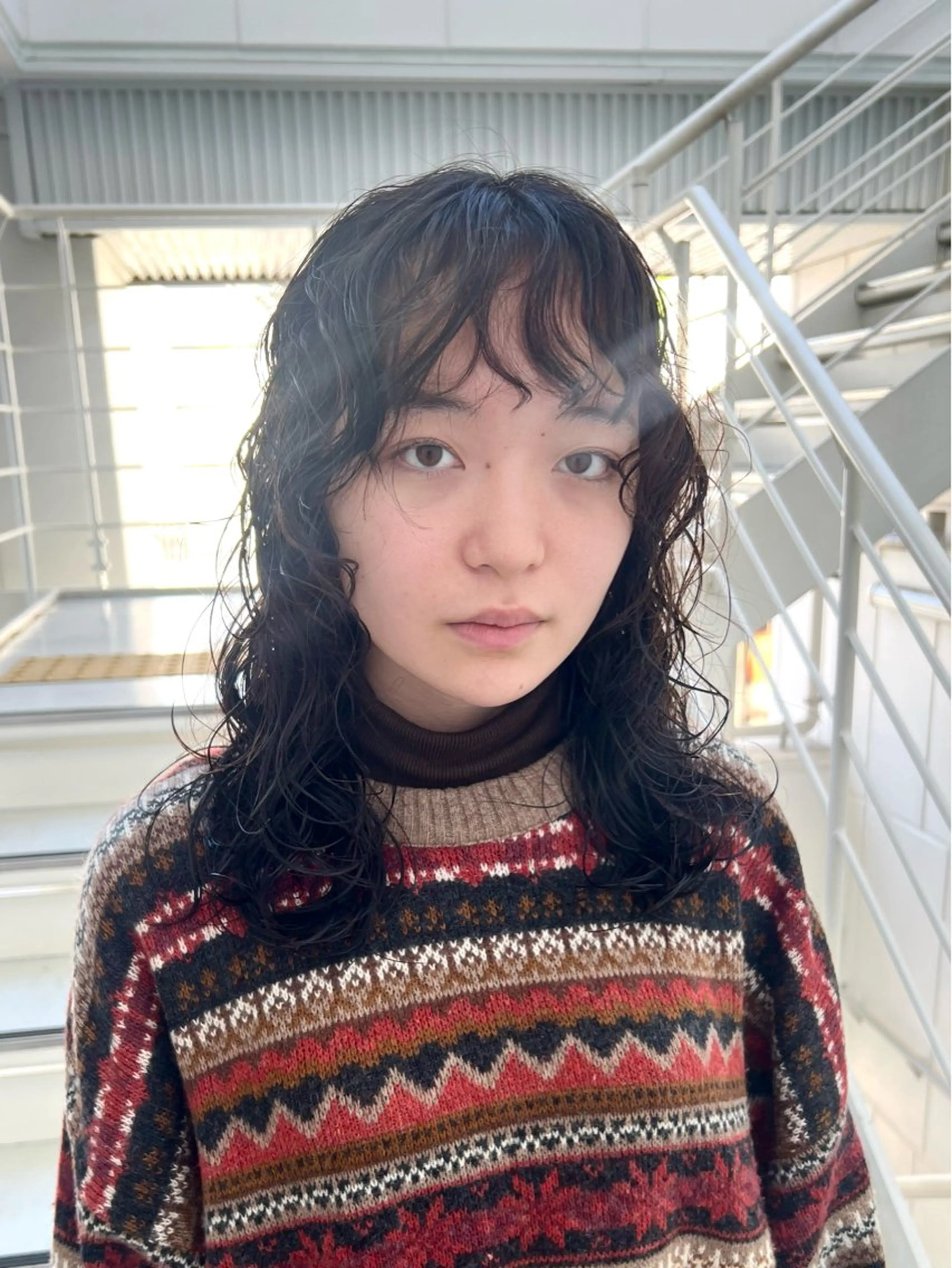 ミディアム ミディアムレイヤー ミディアムパーマ レイヤーカット ウルフカット しおり/パーマ/ newi町田のヘアスタイル