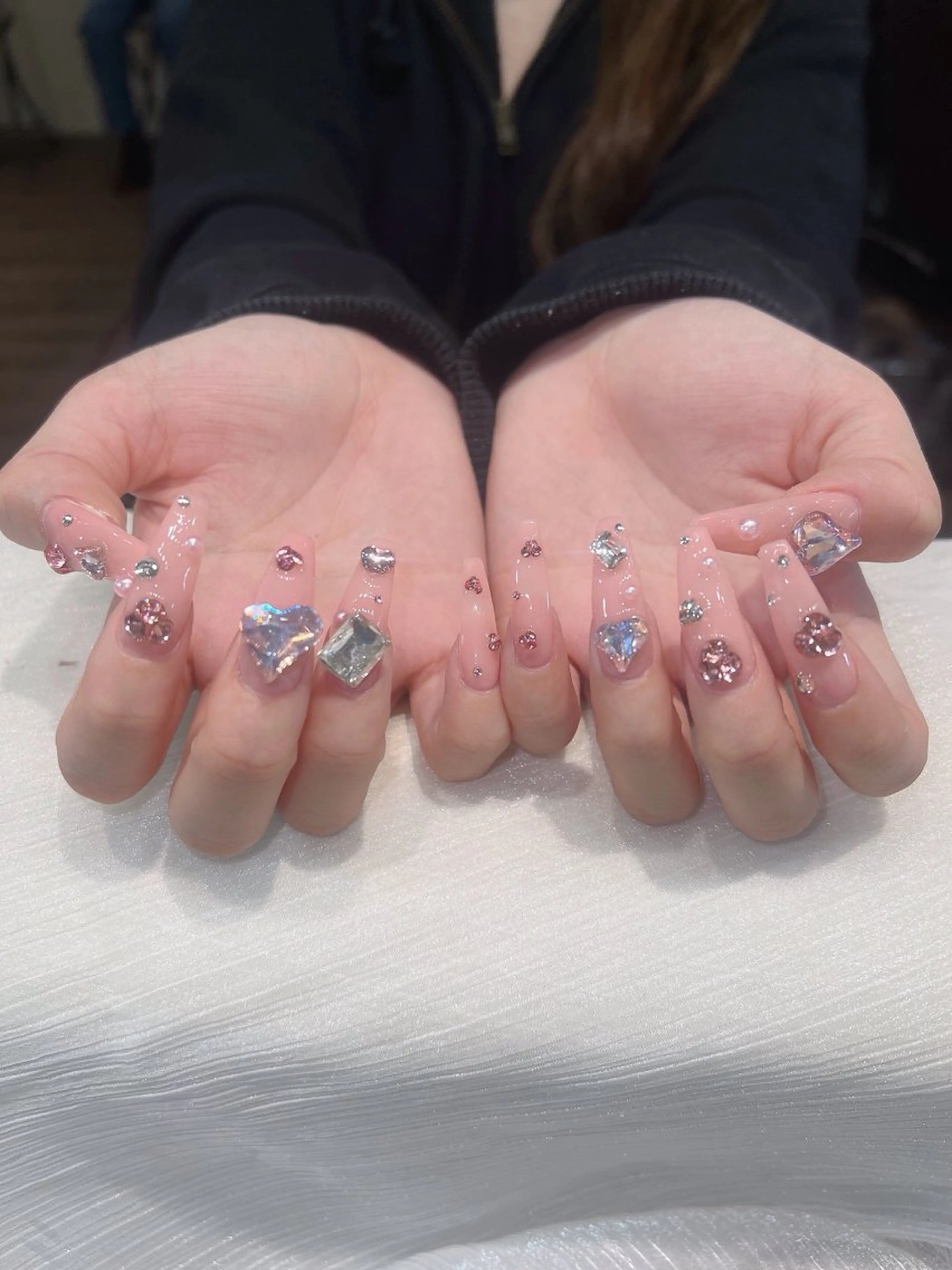 ネイル オーロラネイル ボルドー ブラウン 氷ネイル・うるうるネイル キラキラネイル ハンドネイル Sora  Nail 長さ出し専門店のネイルデザイン