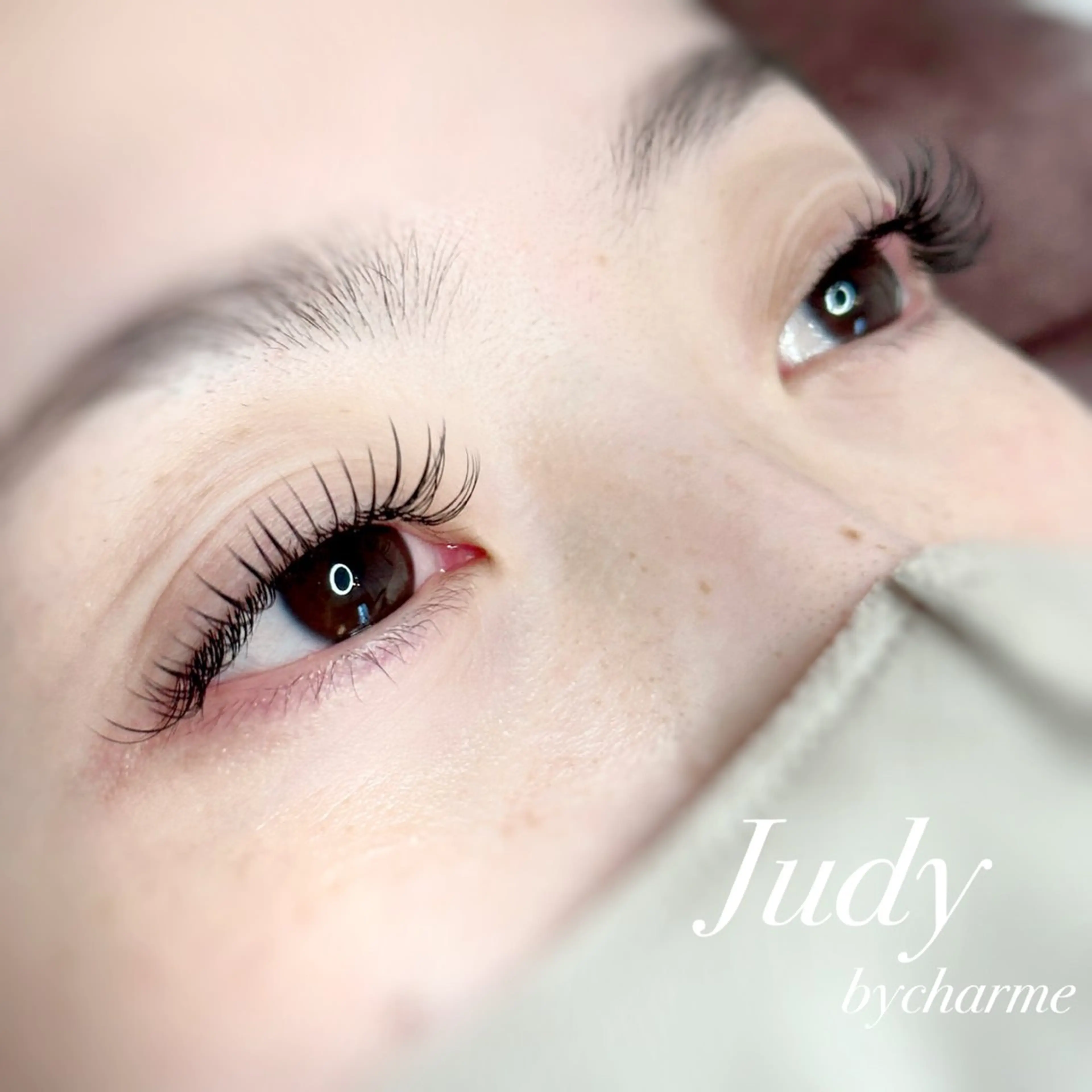 マツエク・マツパ 付け放題 フラットラッシュ アップワードラッシュ マツエク Judy by charmeのマツエク・マツパデザイン