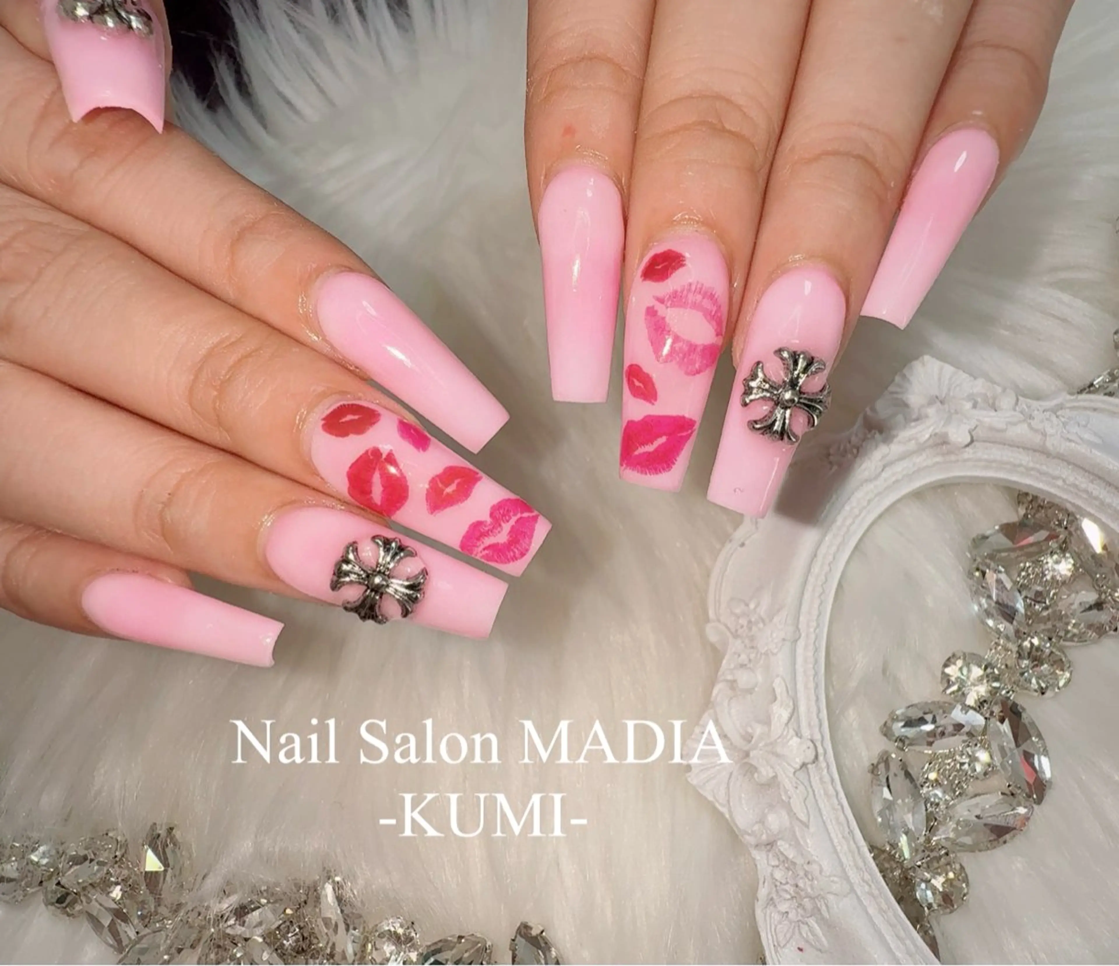 ネイル KUMI💛 MADIAのネイルデザイン