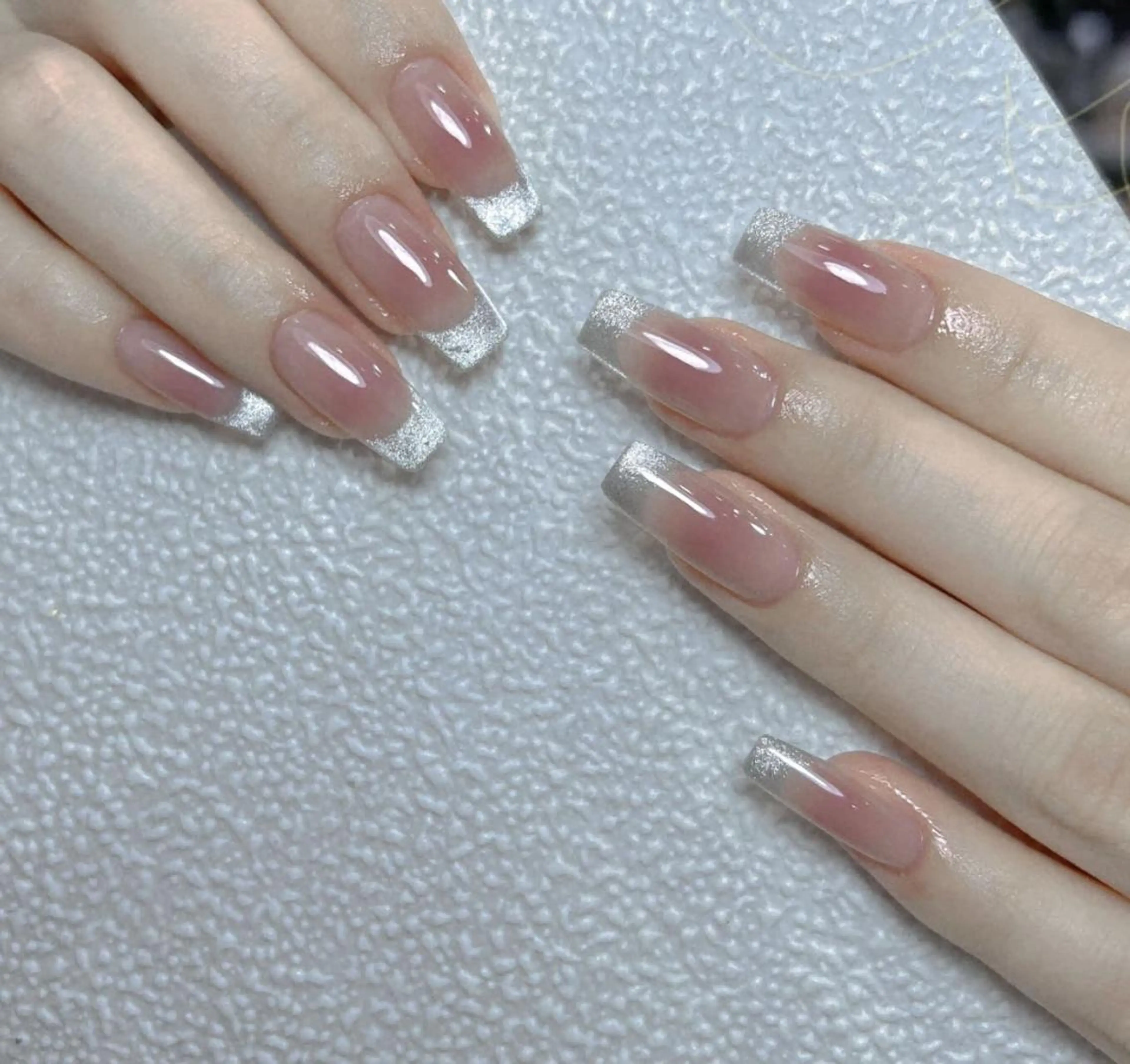 ネイル アートネイル 長さ出し ネイルチップ Queens PUPUのネイルデザイン