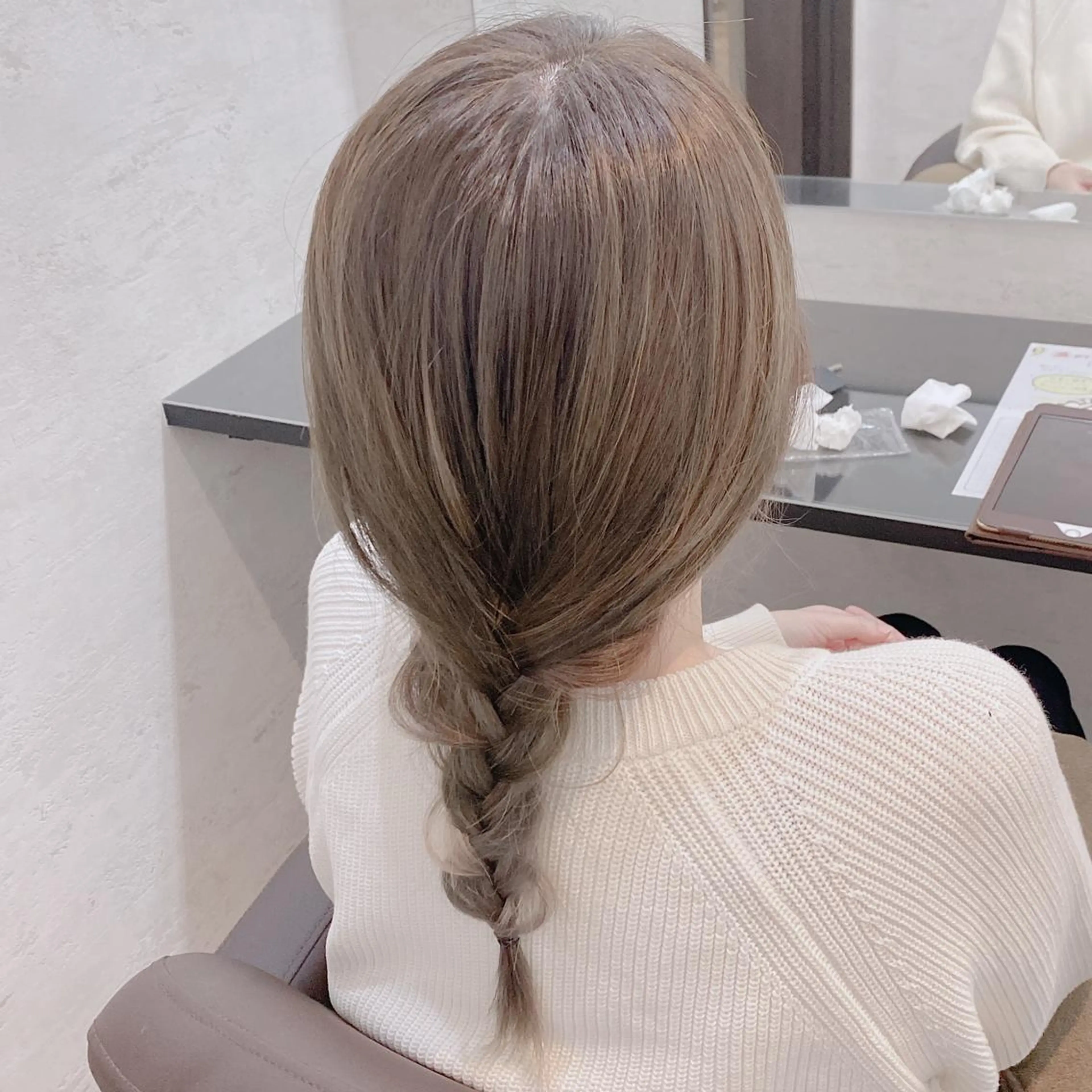 ロング カラー ヘアアレンジ 透明感カラー ハイライトカラー イルミナカラー ハイライト SAKA GUCHIのヘアスタイル