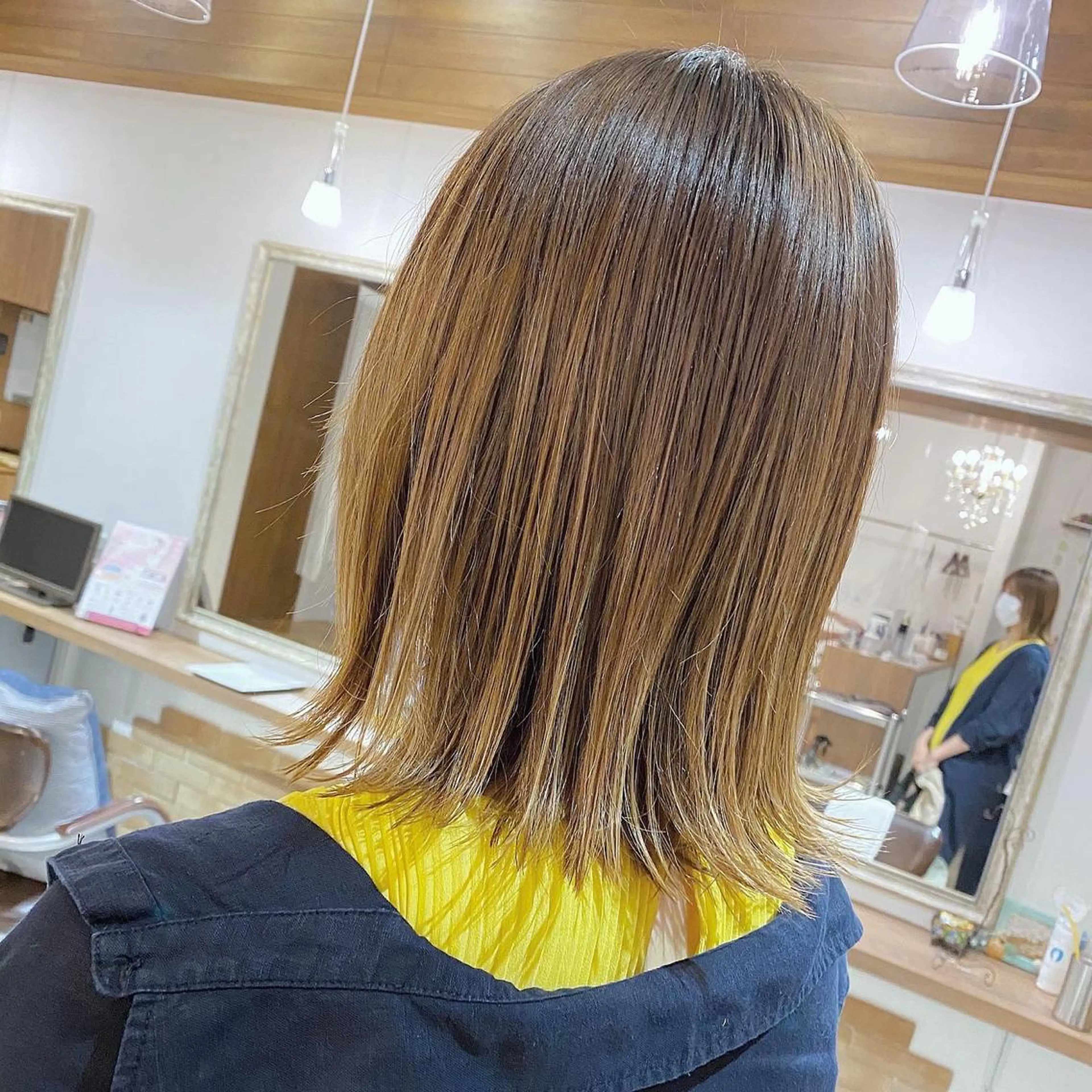 ミディアム 切りっぱなしボブ ボブ 髪質改善 髪質改善特化 安東駿介のヘアスタイル