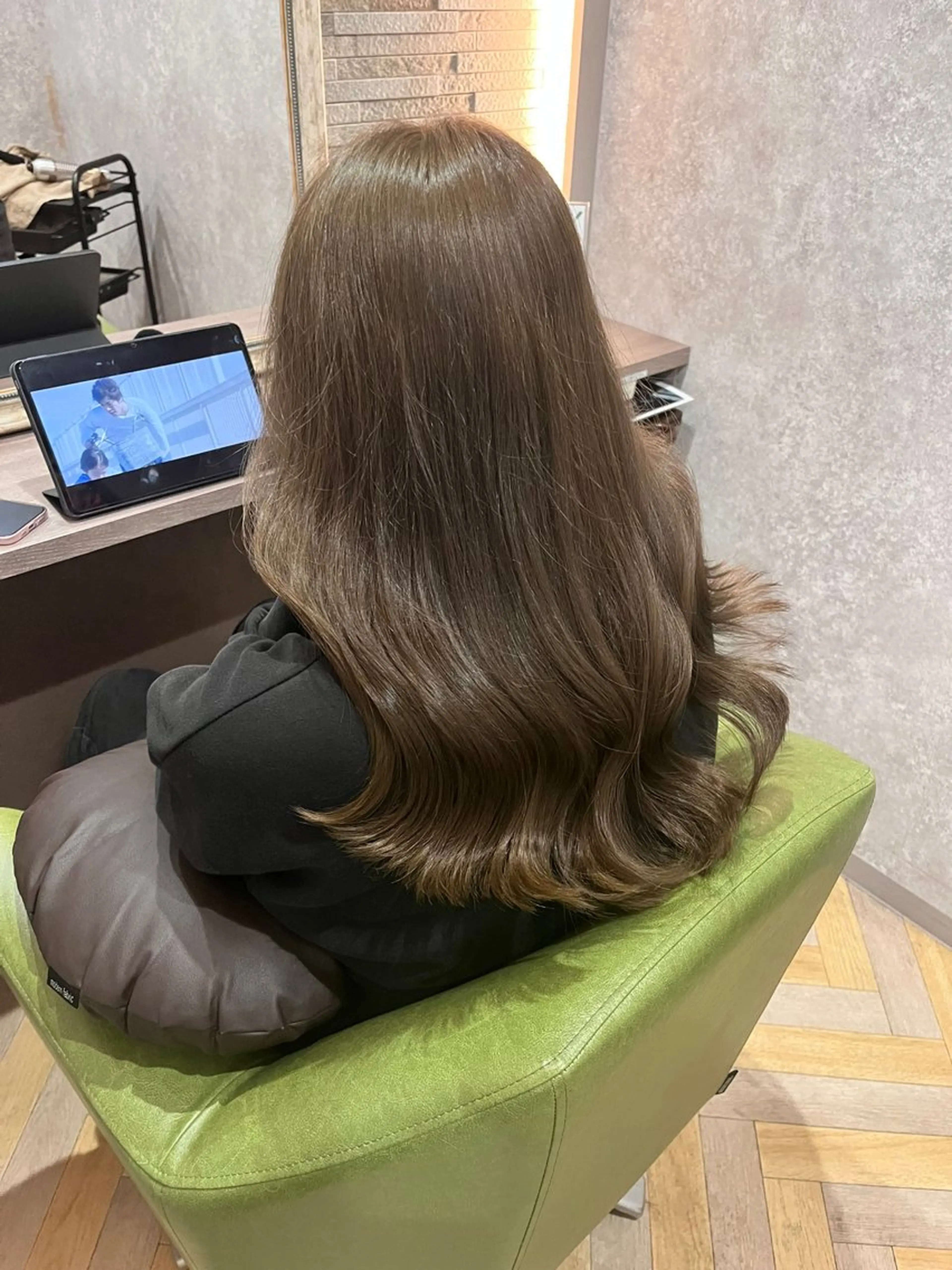 ロング カラー 西林麗雄4月 空きあります！のヘアスタイル