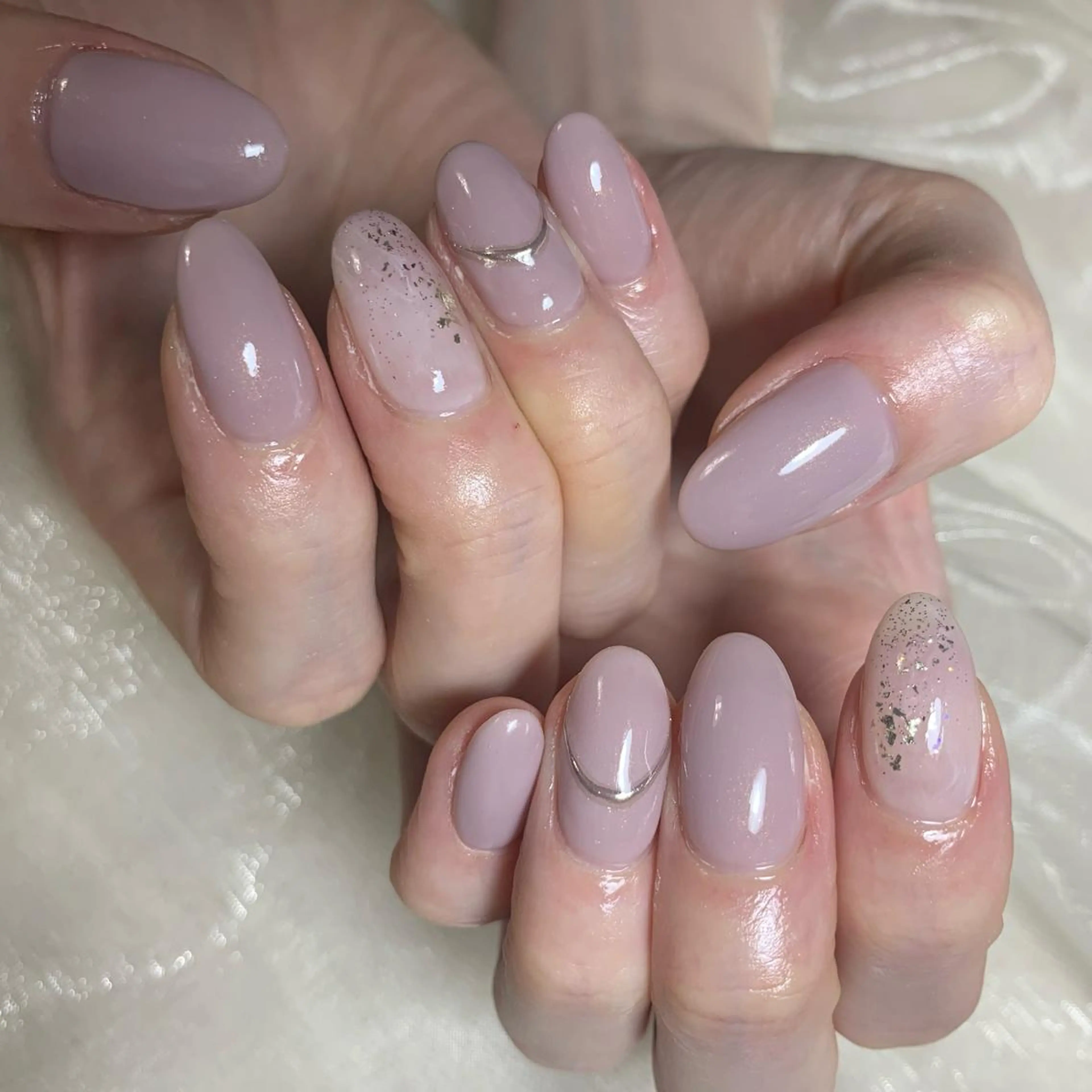 ネイル ニュアンスネイル ハンドネイル 里見 麗のネイルデザイン