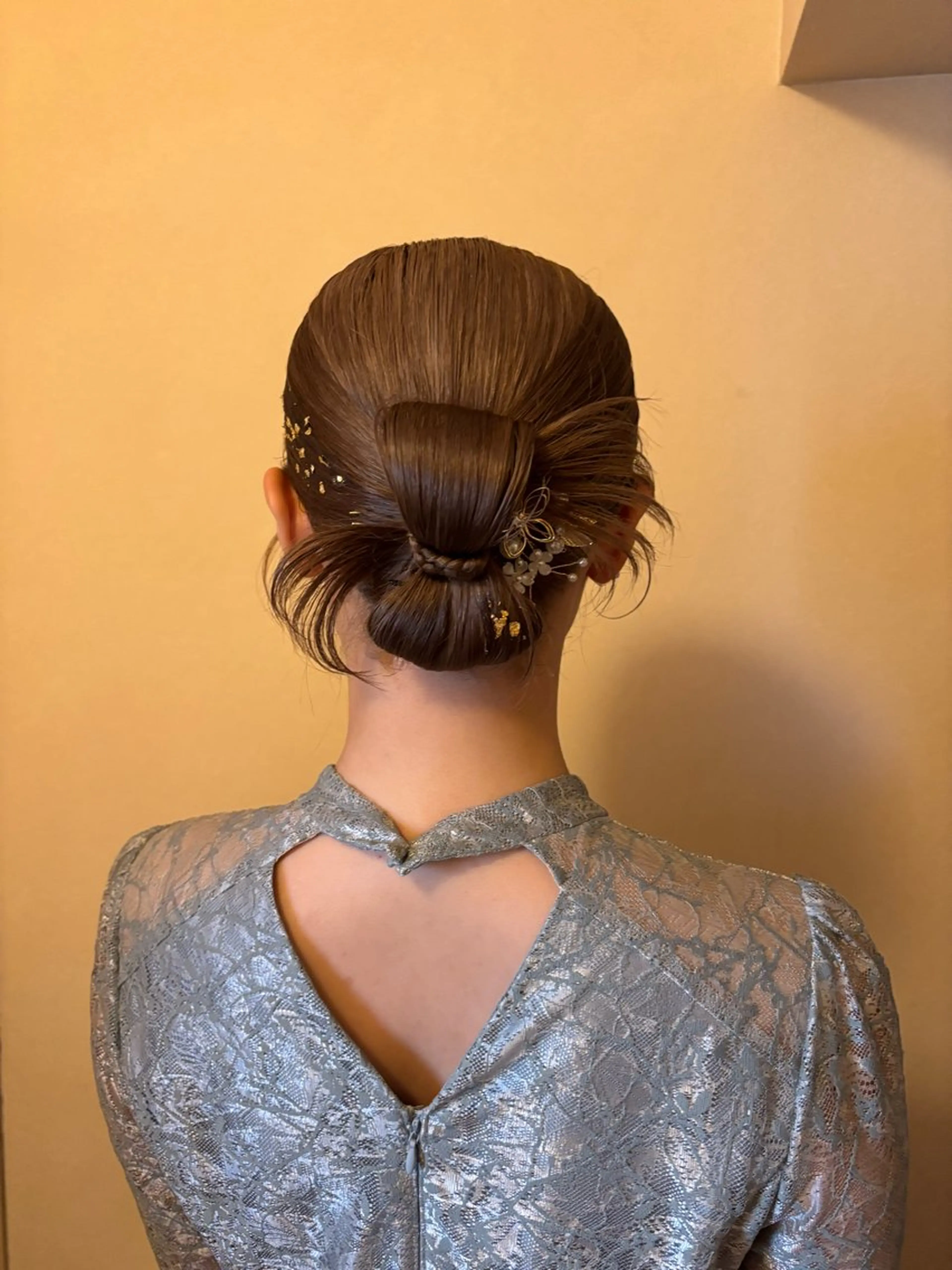 ミディアム ヘアアレンジ 土山 咲々乃のヘアスタイル