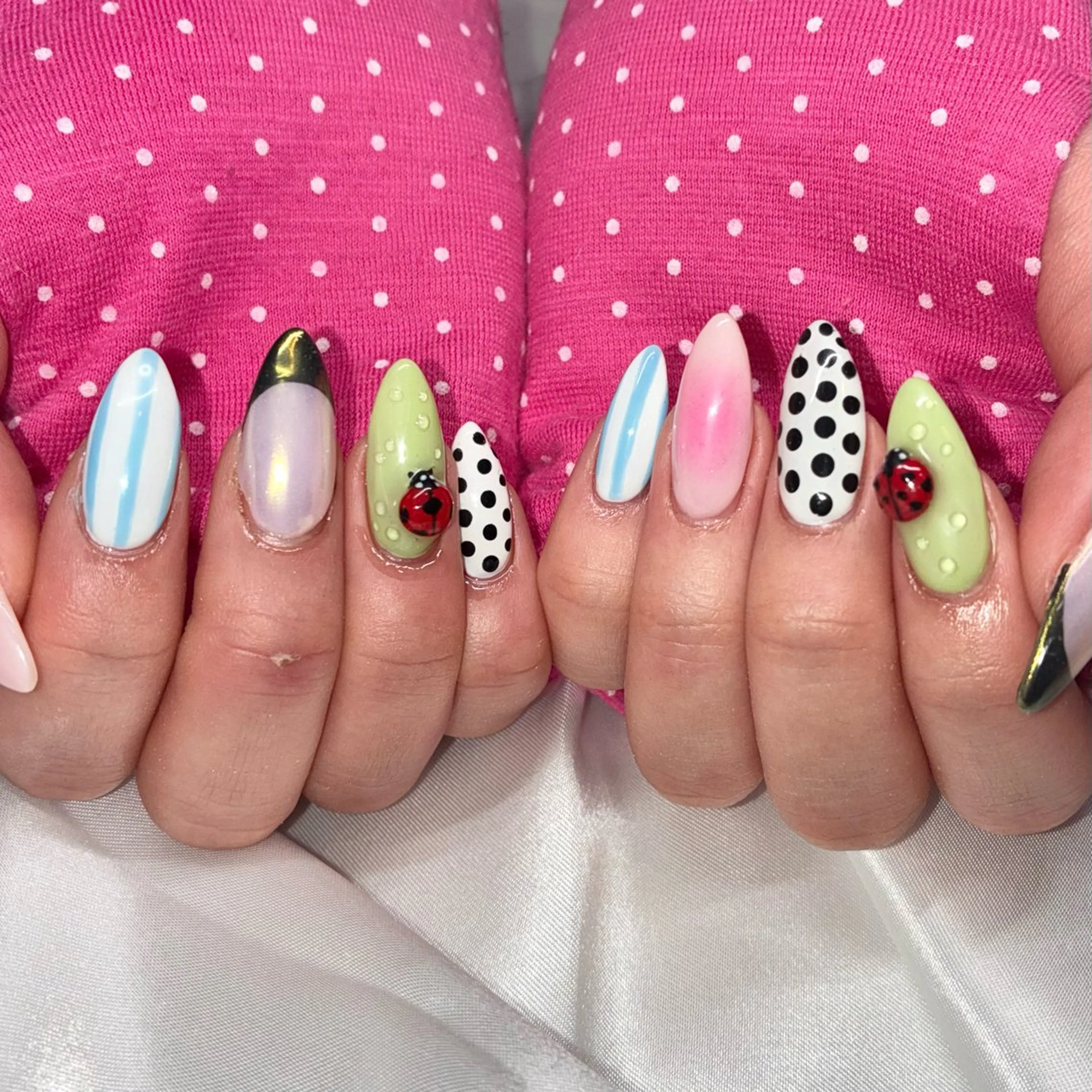ネイル ハンドネイル Nail ヌシん家 AKANEのネイルデザイン