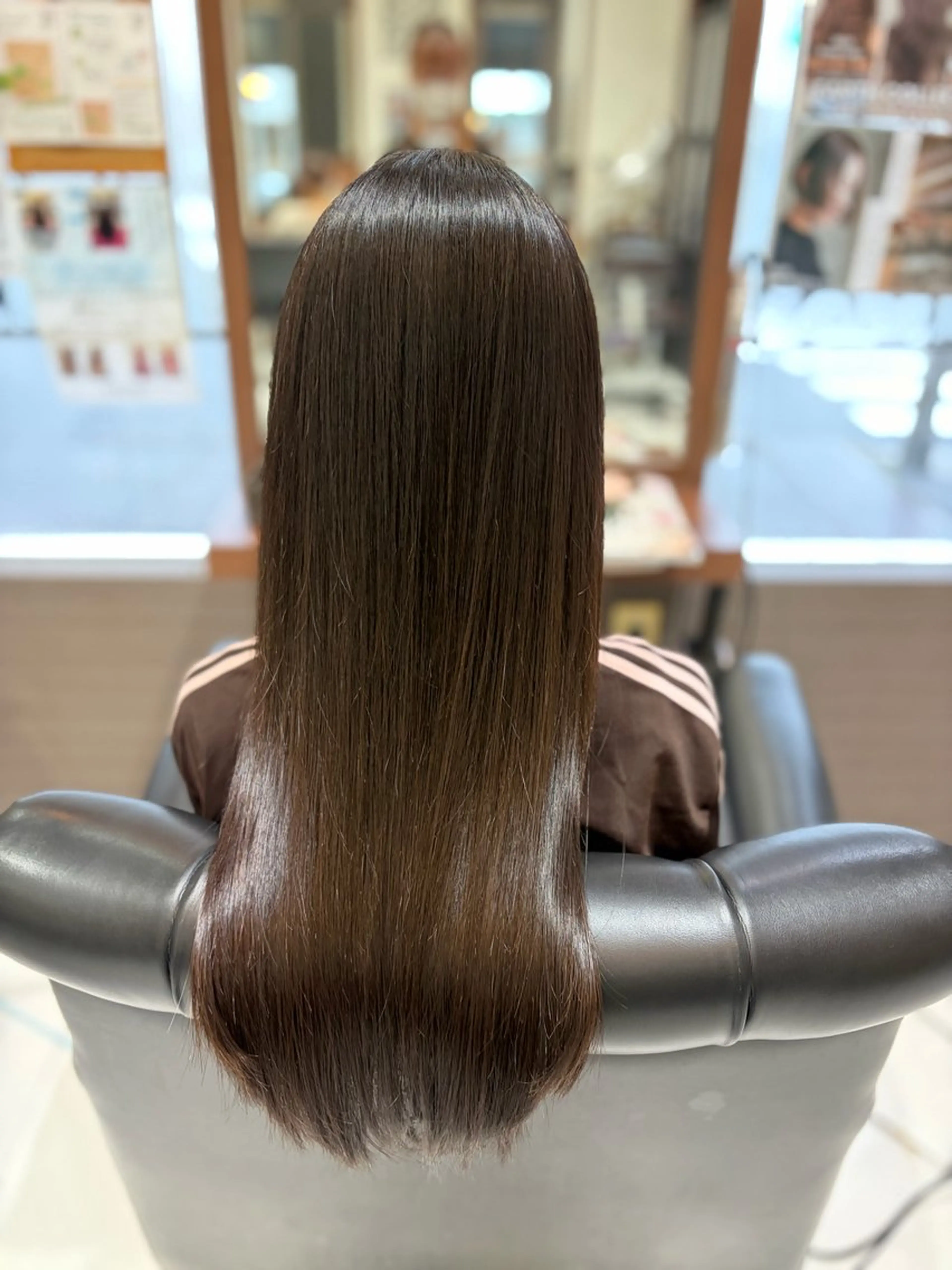 ロング 縮毛矯正 カット 縮毛矯正 トリートメント Aphrodite 横手 亜紀のヘアスタイル