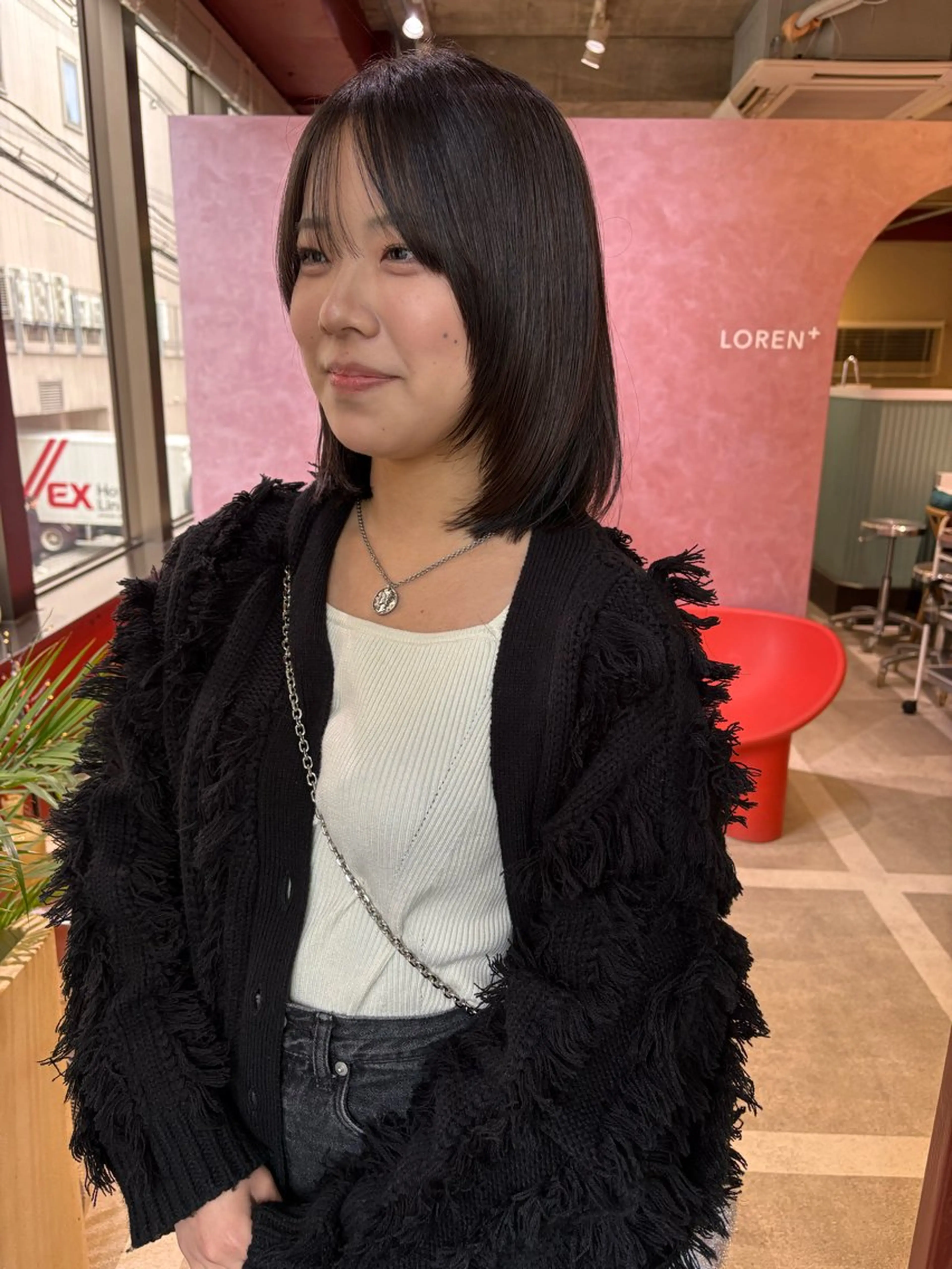 ミディアム カット ヘアカラー トリートメント レイヤーカット ✨️奥田良太✨️のヘアスタイル