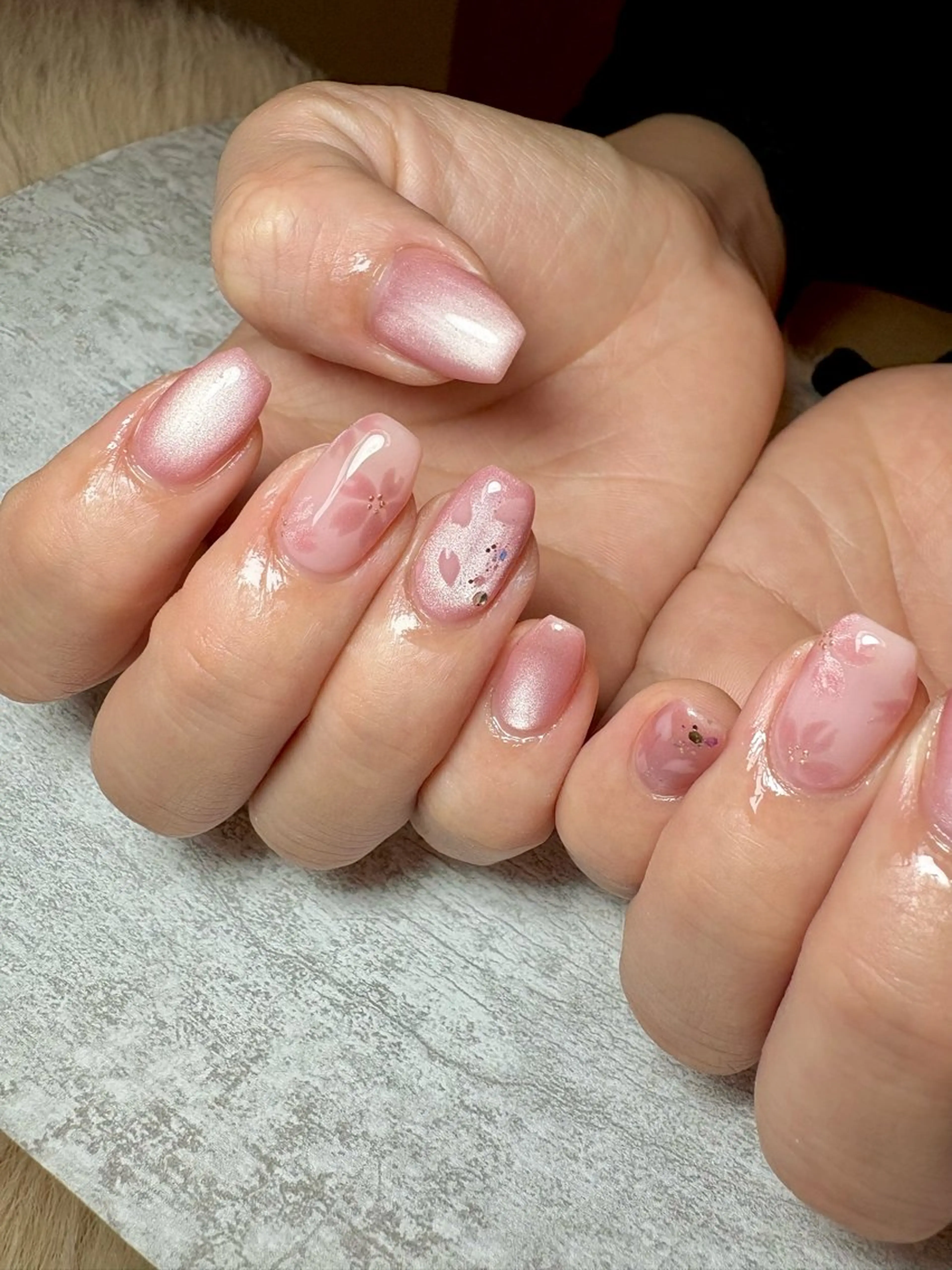 ネイル アートネイル 桜ネイル マグネットネイル 持ち込み 春ネイル nana .のネイルデザイン