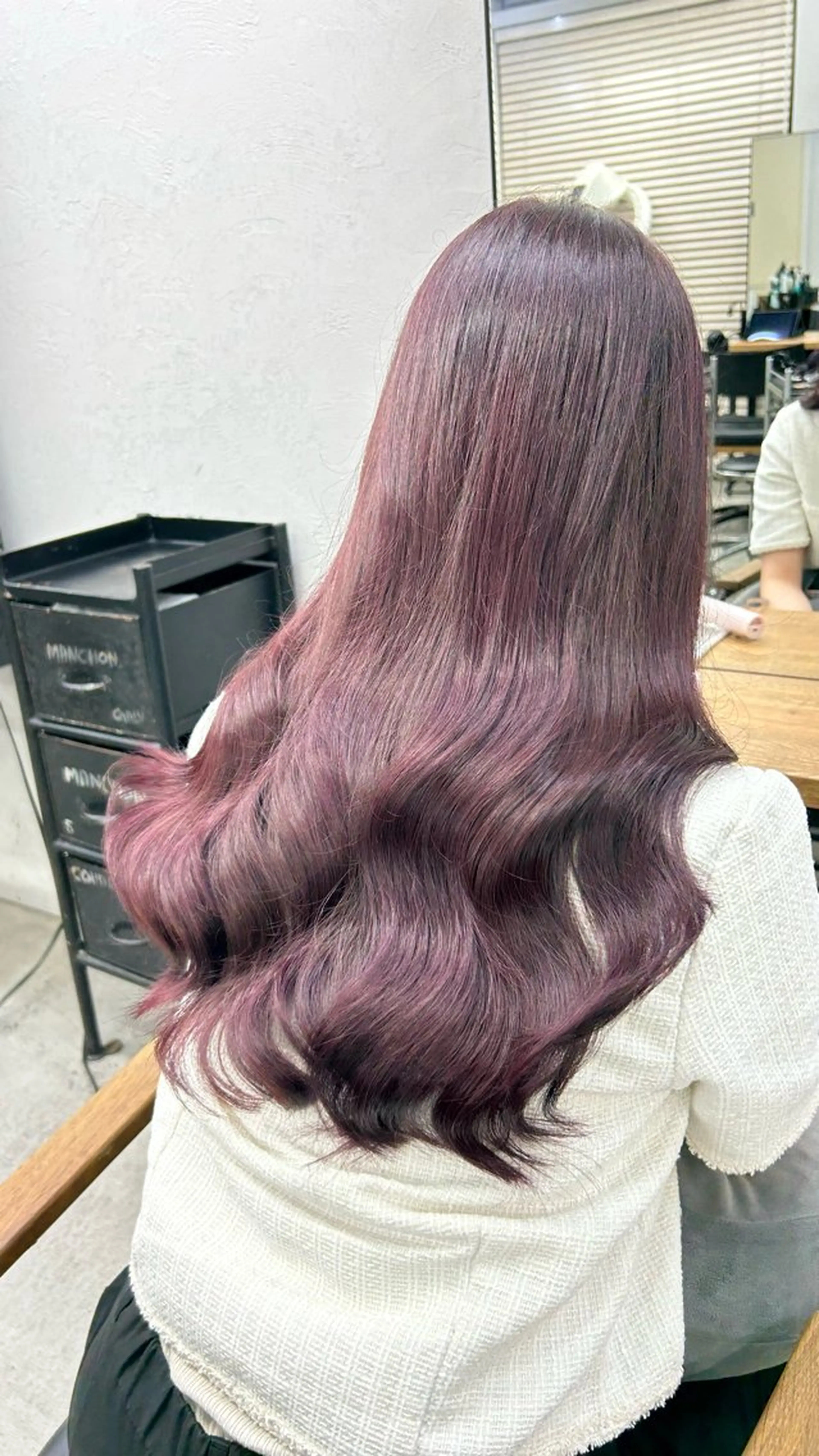 ロング カラー ブリーチ カシス ダブルカラー ブリーチなしカラー ピンクカラー RYOSUKE ハイトーンのヘアスタイル