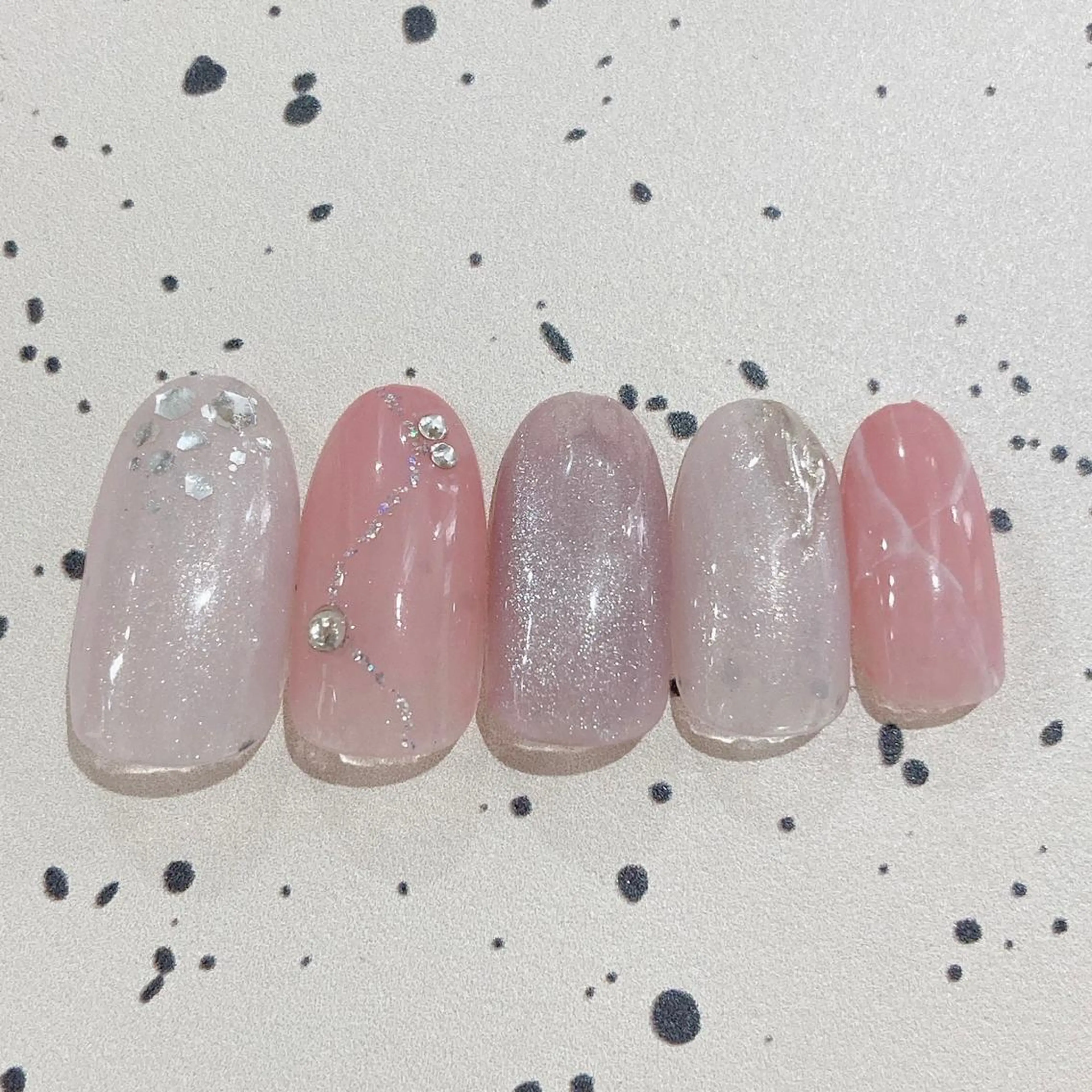 ネイル キラキラネイル Salon Ｋのネイルデザイン