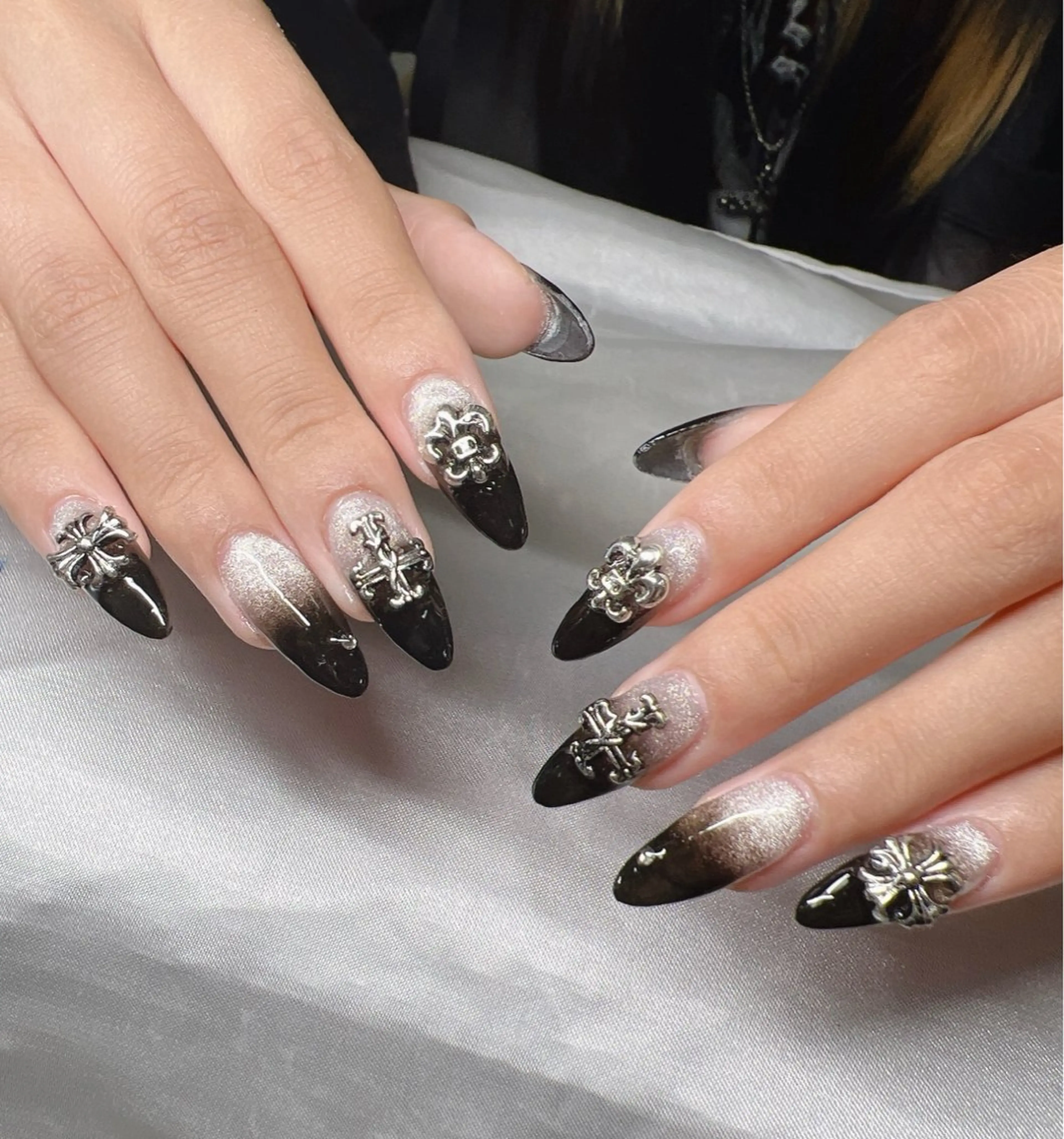 ネイル ハンドネイル Lee Nailsのネイルデザイン