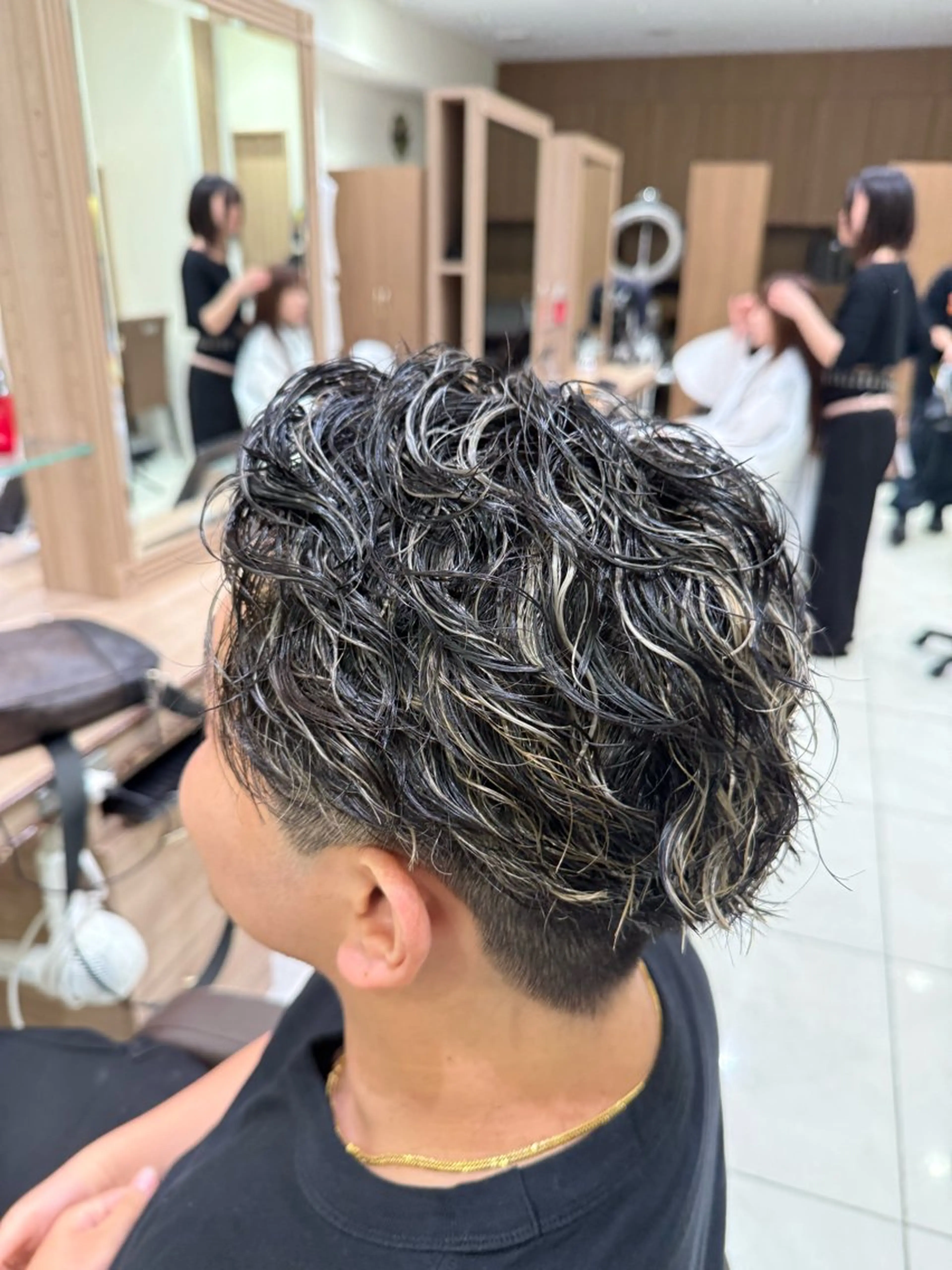 カラー パーマ 中村/韓国風レイヤー 縮毛矯正、ハイライトのヘアスタイル