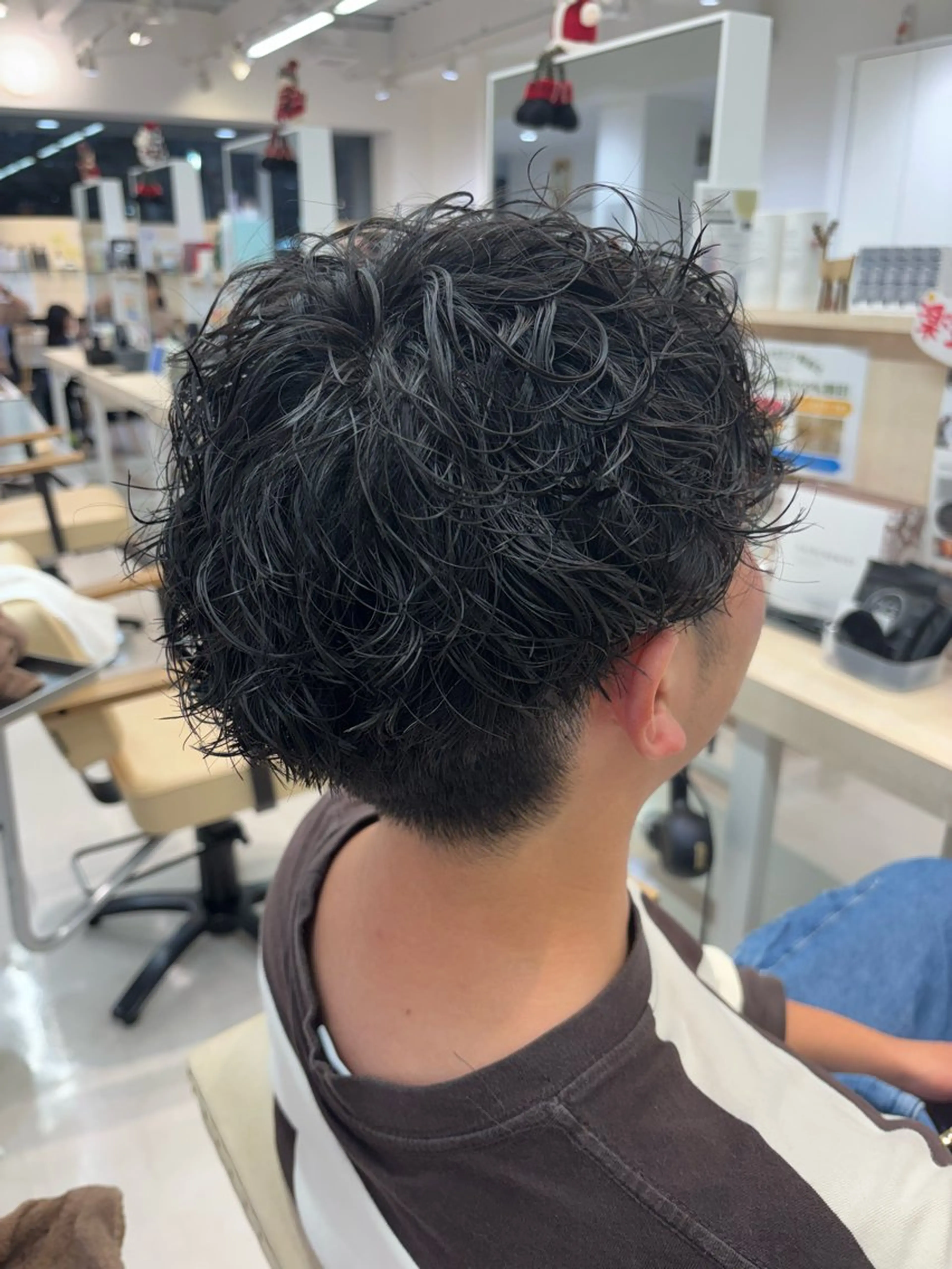 パーマ メンズ カット パーマ ニュアンスパーマ/ フェザー/マッシュのヘアスタイル