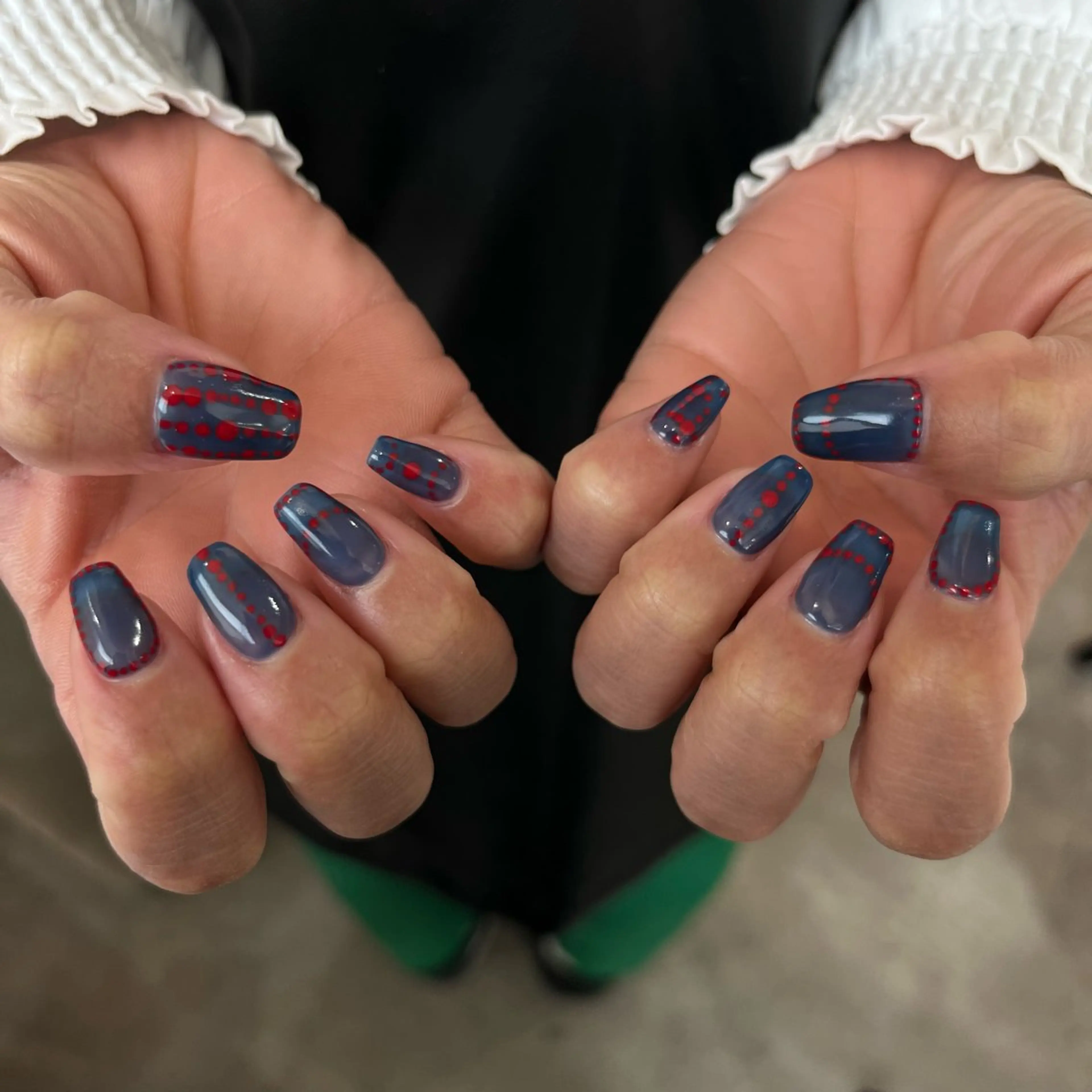 ネイル 井上 杏奈のネイルデザイン