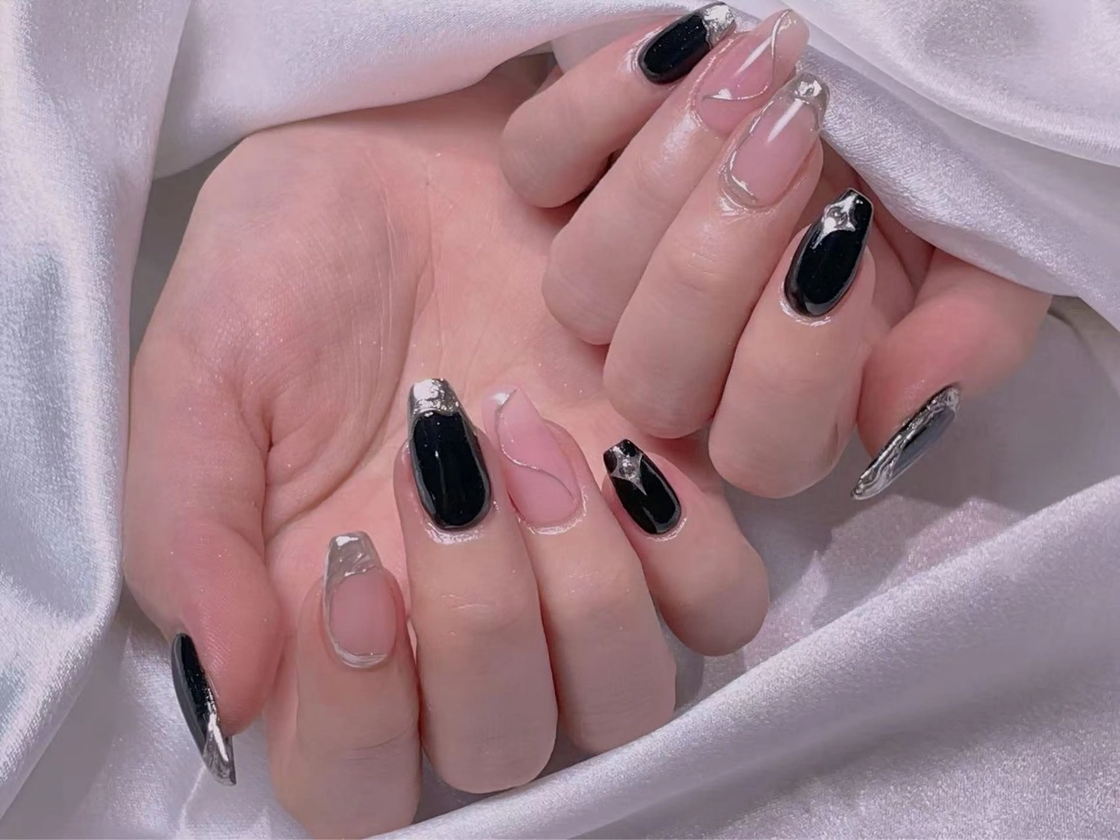 ネイル 長さ出し専門店 RIRIのネイルデザイン