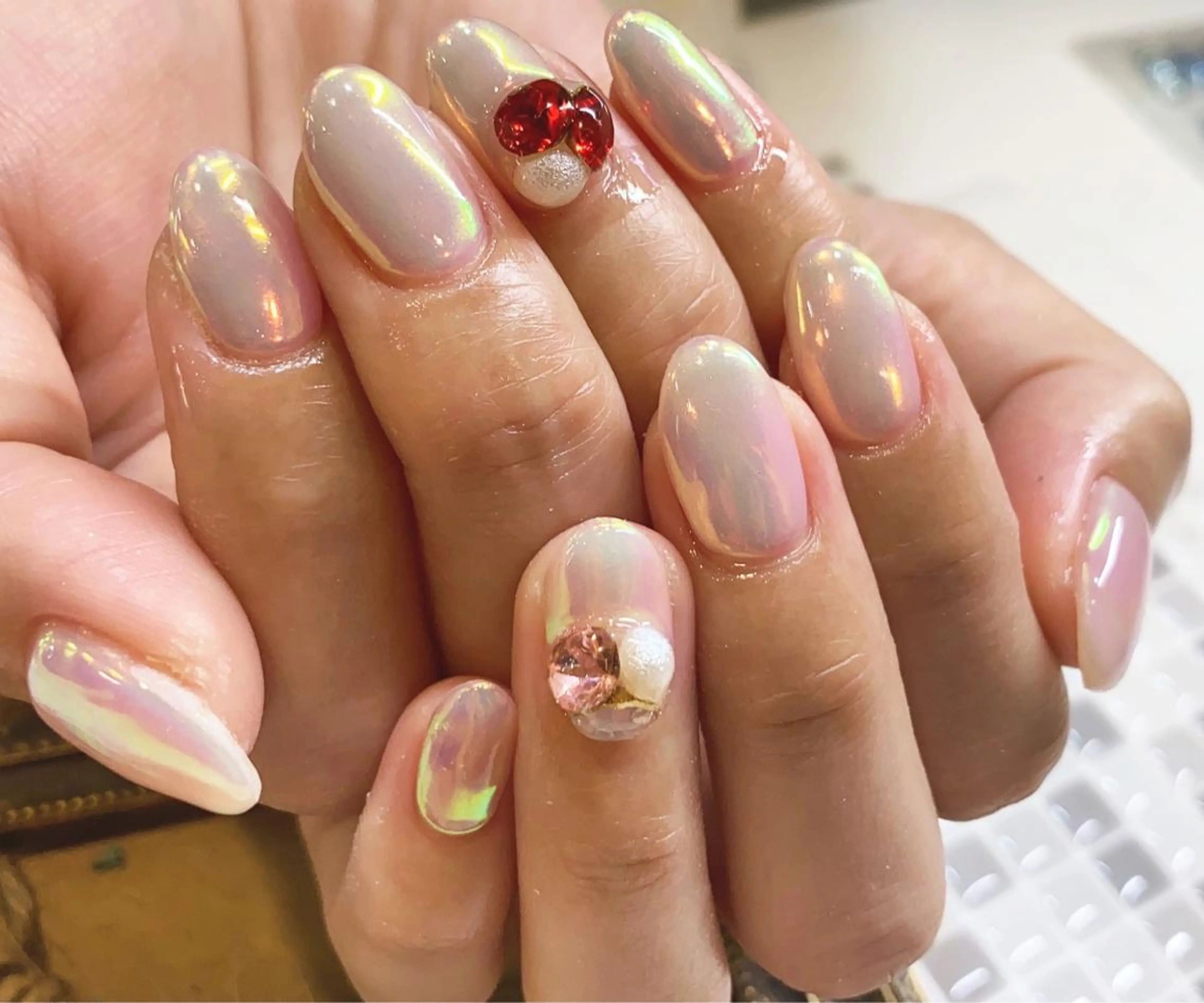 ネイル ミラーネイル ピンク nailist yuiのネイルデザイン