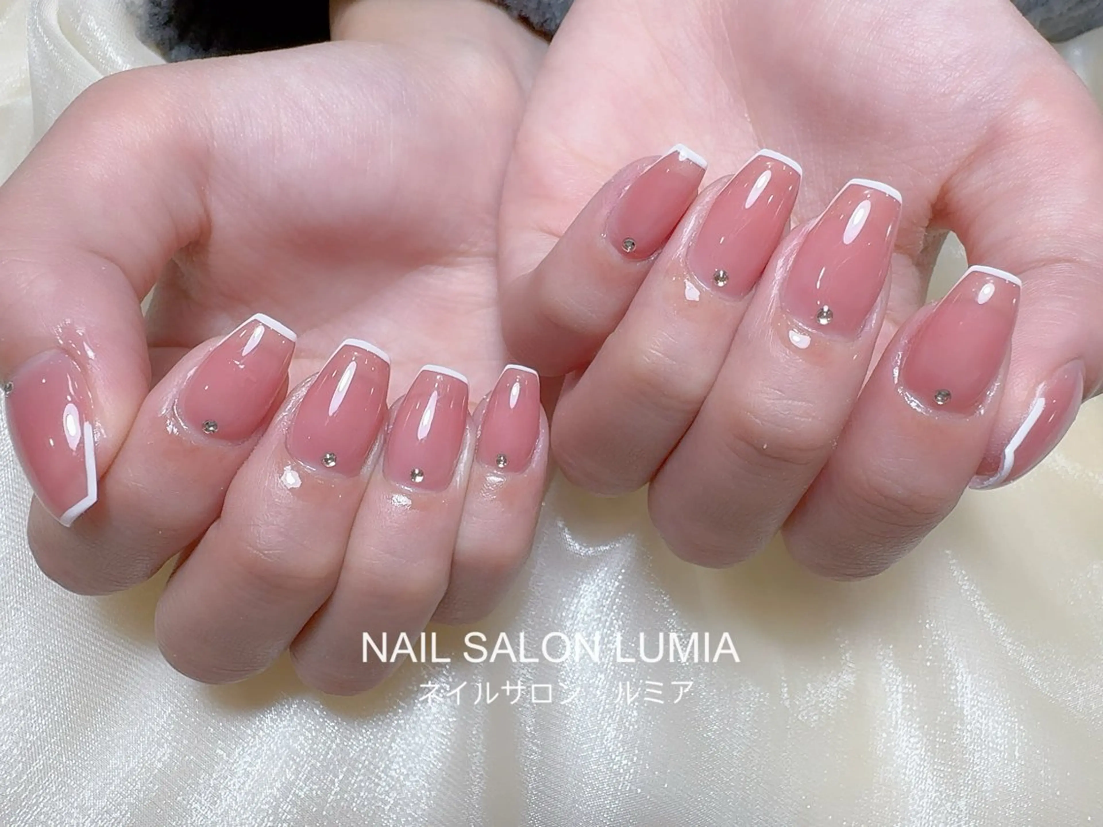 ネイル ハンドネイル ネイルサロン ルミア Lumia 店長のネイルデザイン