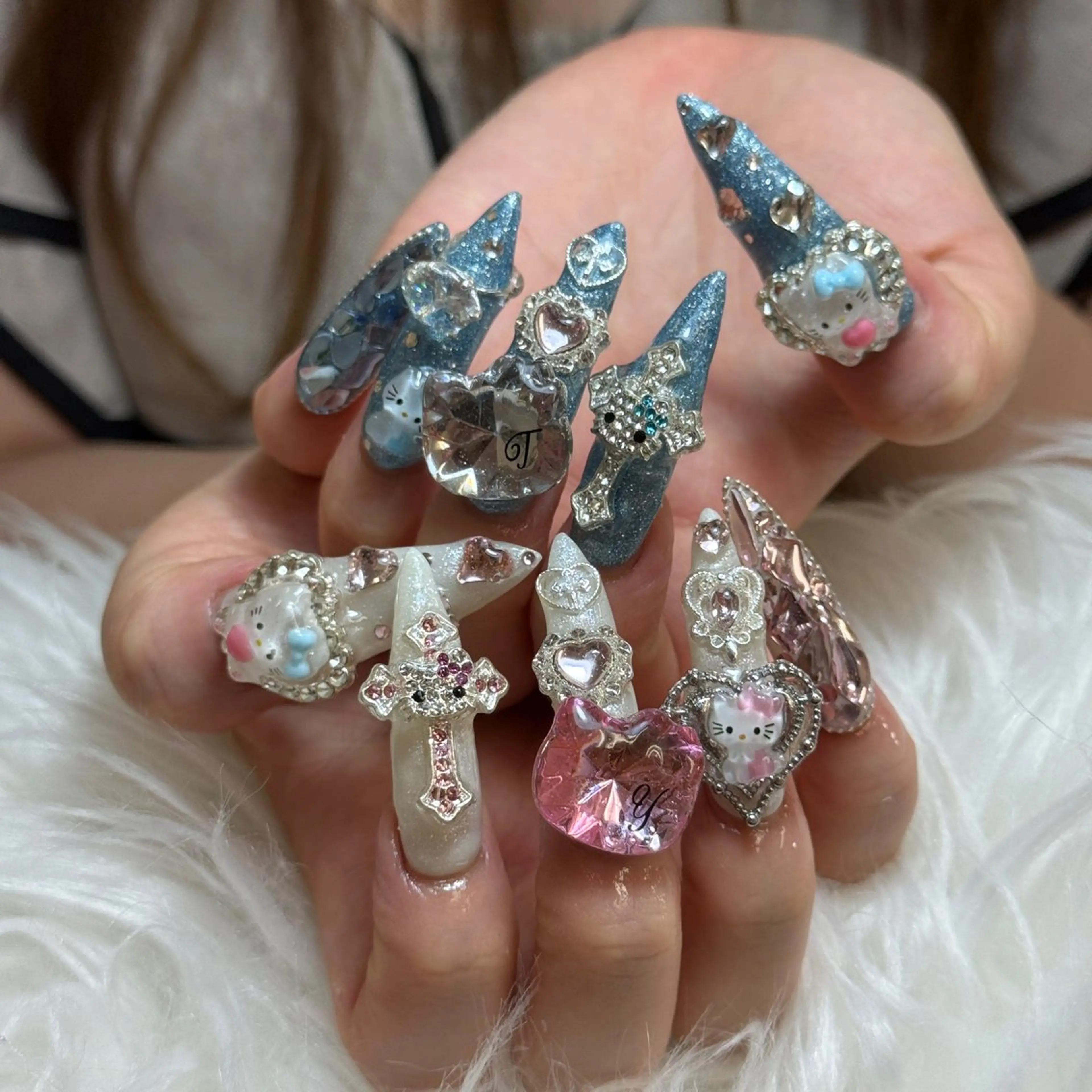 ネイル アートネイル 長さ出し 持ち込み スカルプネイル ネイルチップ ハンドネイル Anh 高田馬場のネイルデザイン