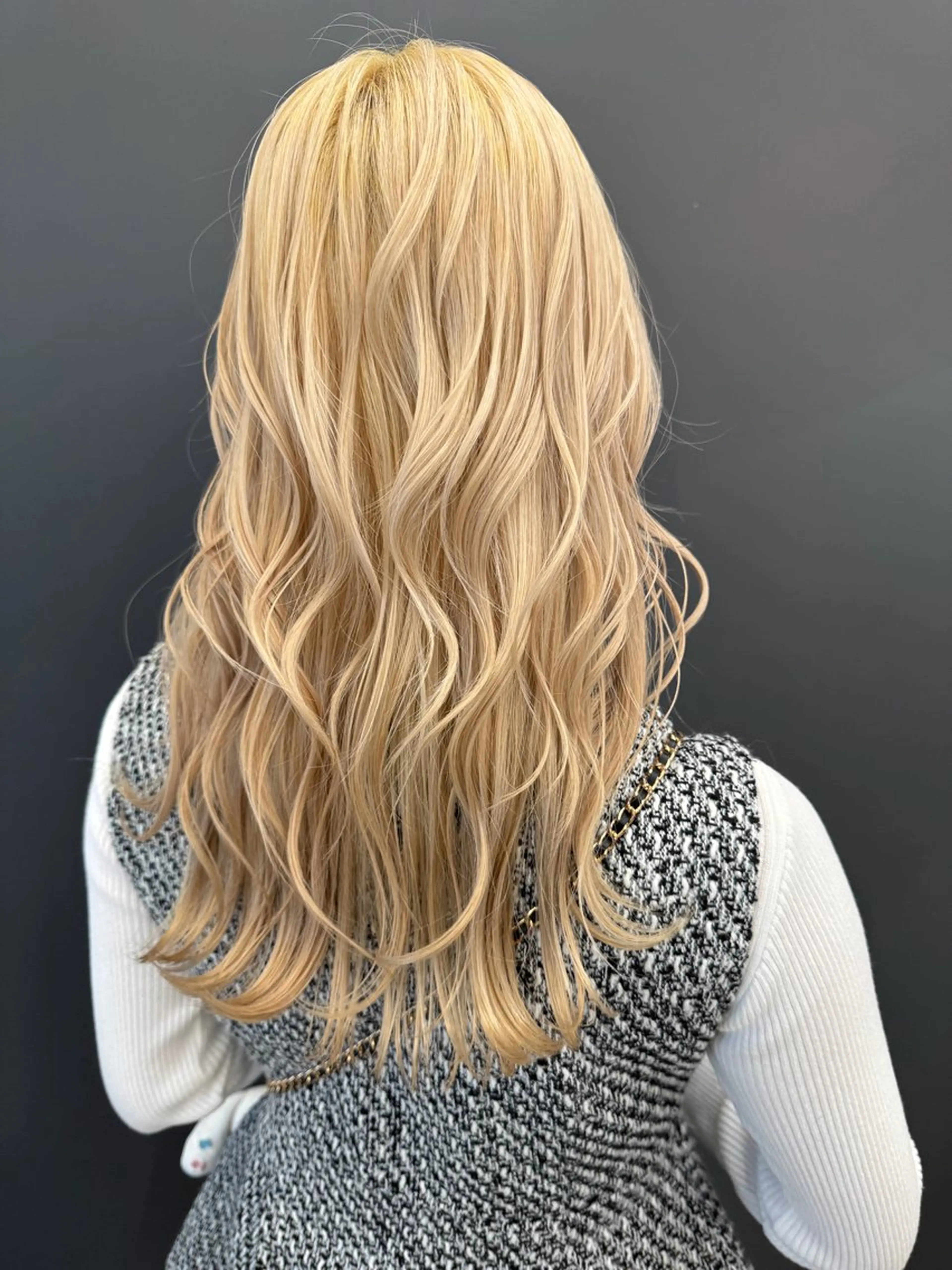 ロング カット ヘアカラー トリートメント 日置 大智のヘアスタイル