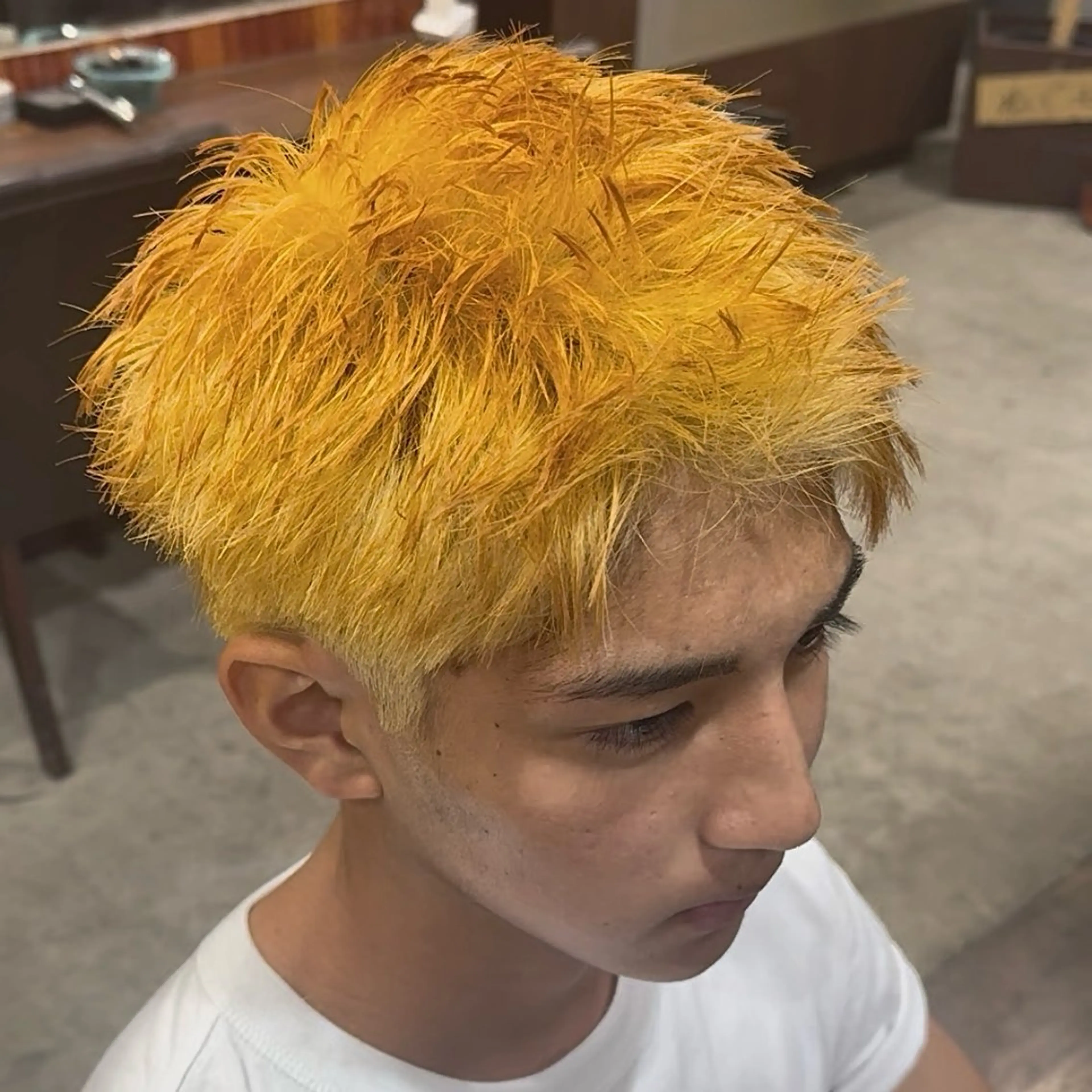 カラー メンズ スペインカール/ サーフカール/RYUのヘアスタイル