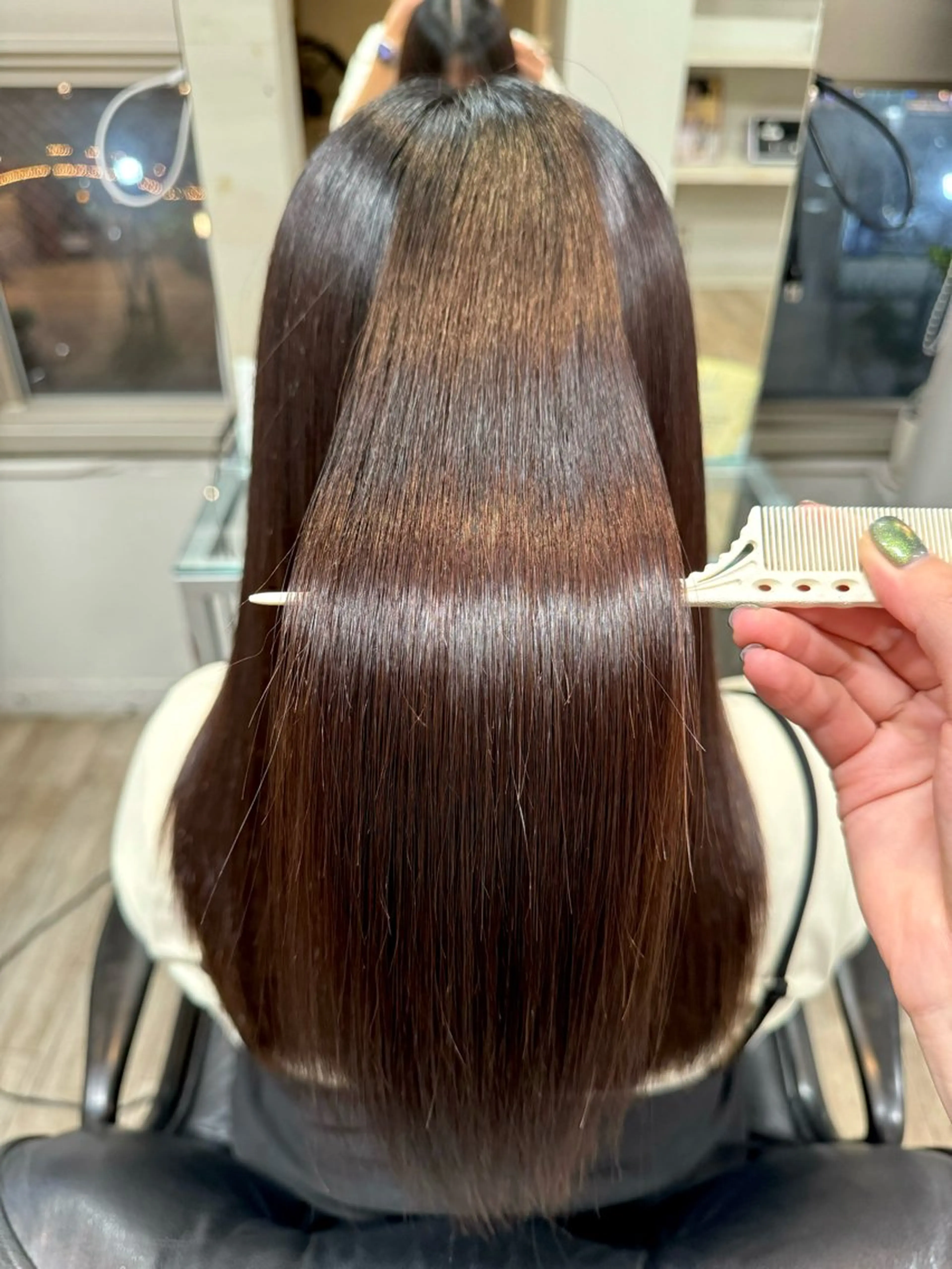 【髪質改善】髪質チェンジストレート+TOKIO トリートメントの写真