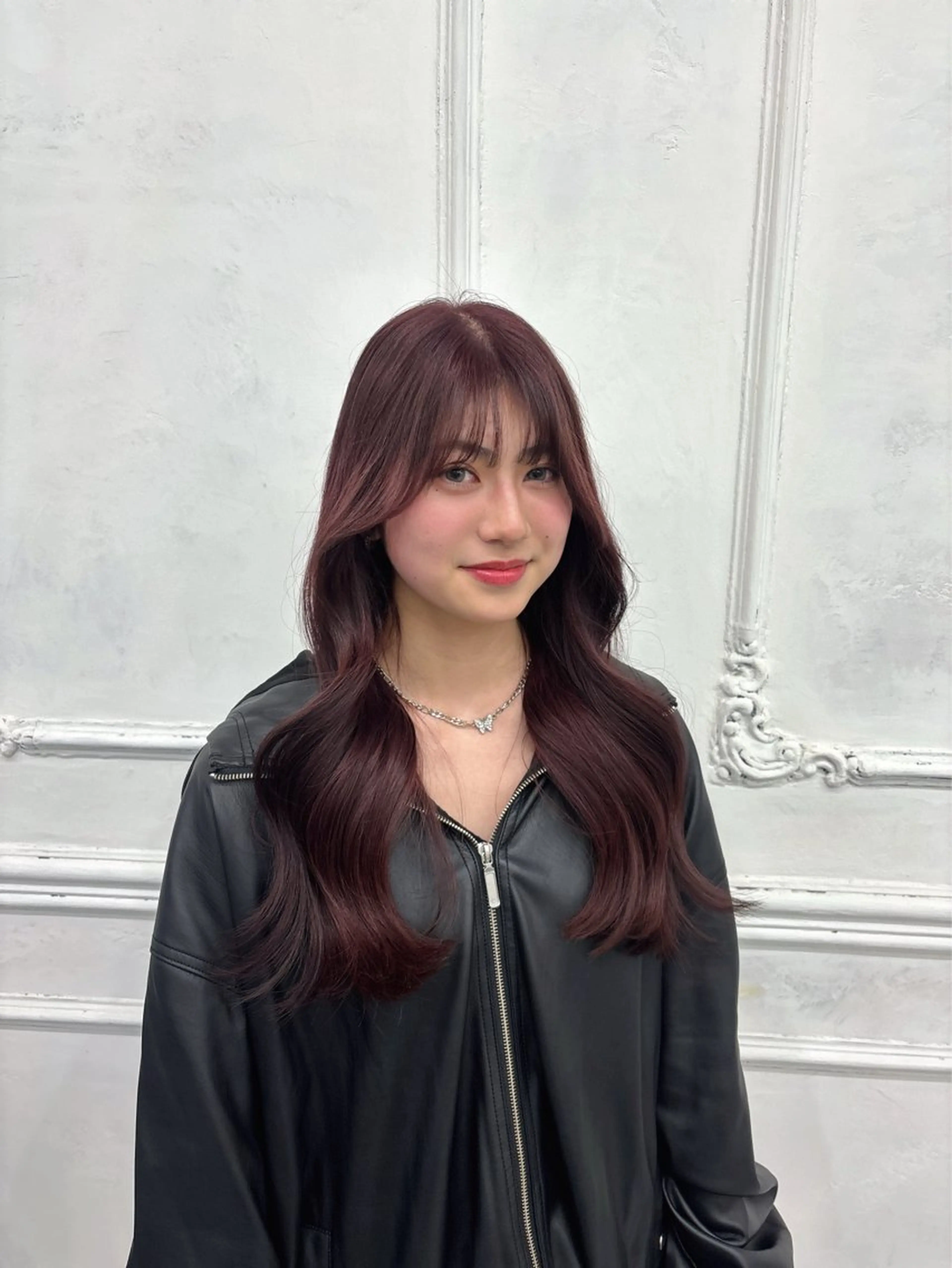 ロング カラー レッドカラー カット ヘアカラー トリートメント 佐伯 鼓乃美のヘアスタイル