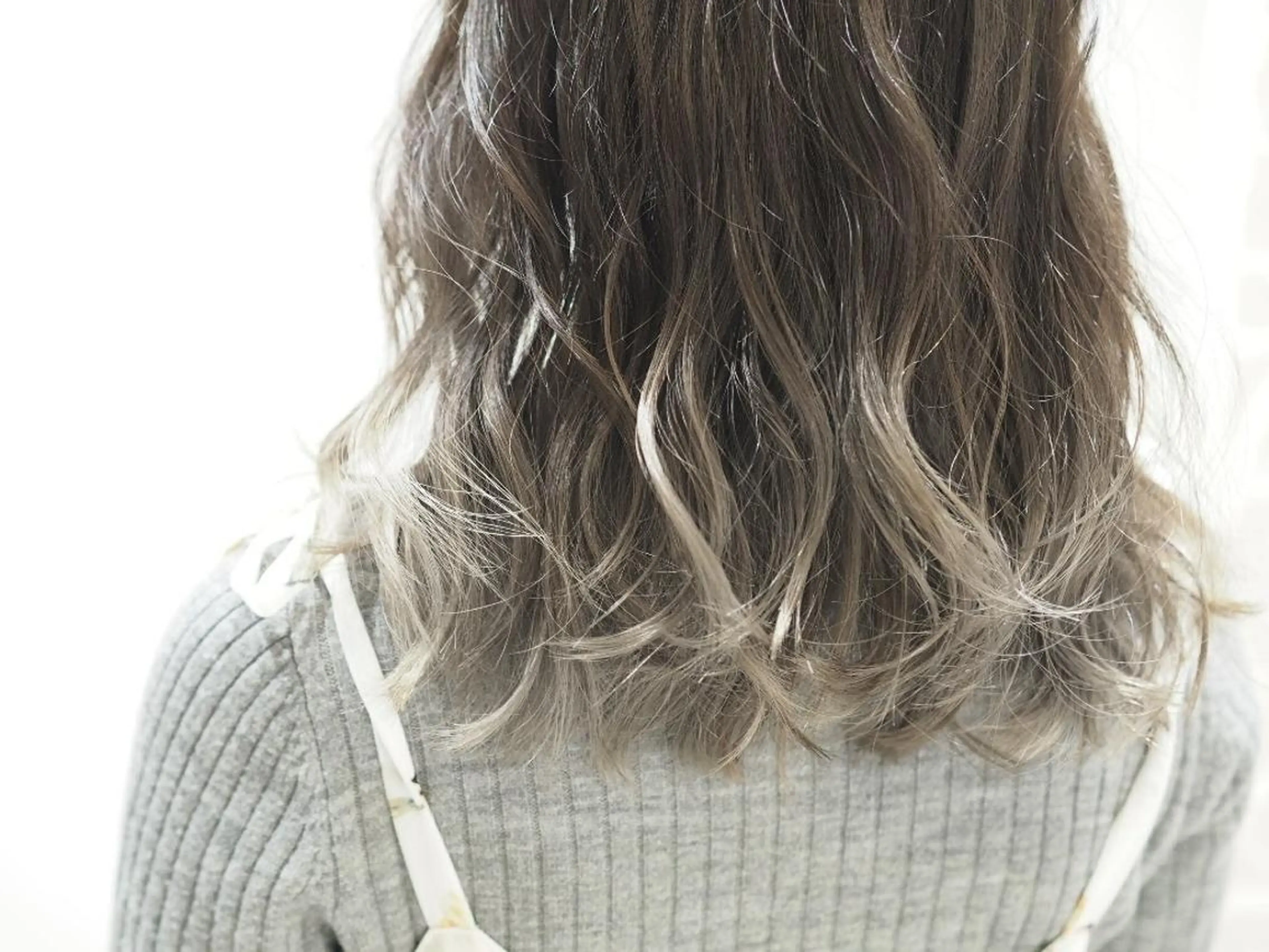セミロング カラー 辻 竜也　のヘアスタイル