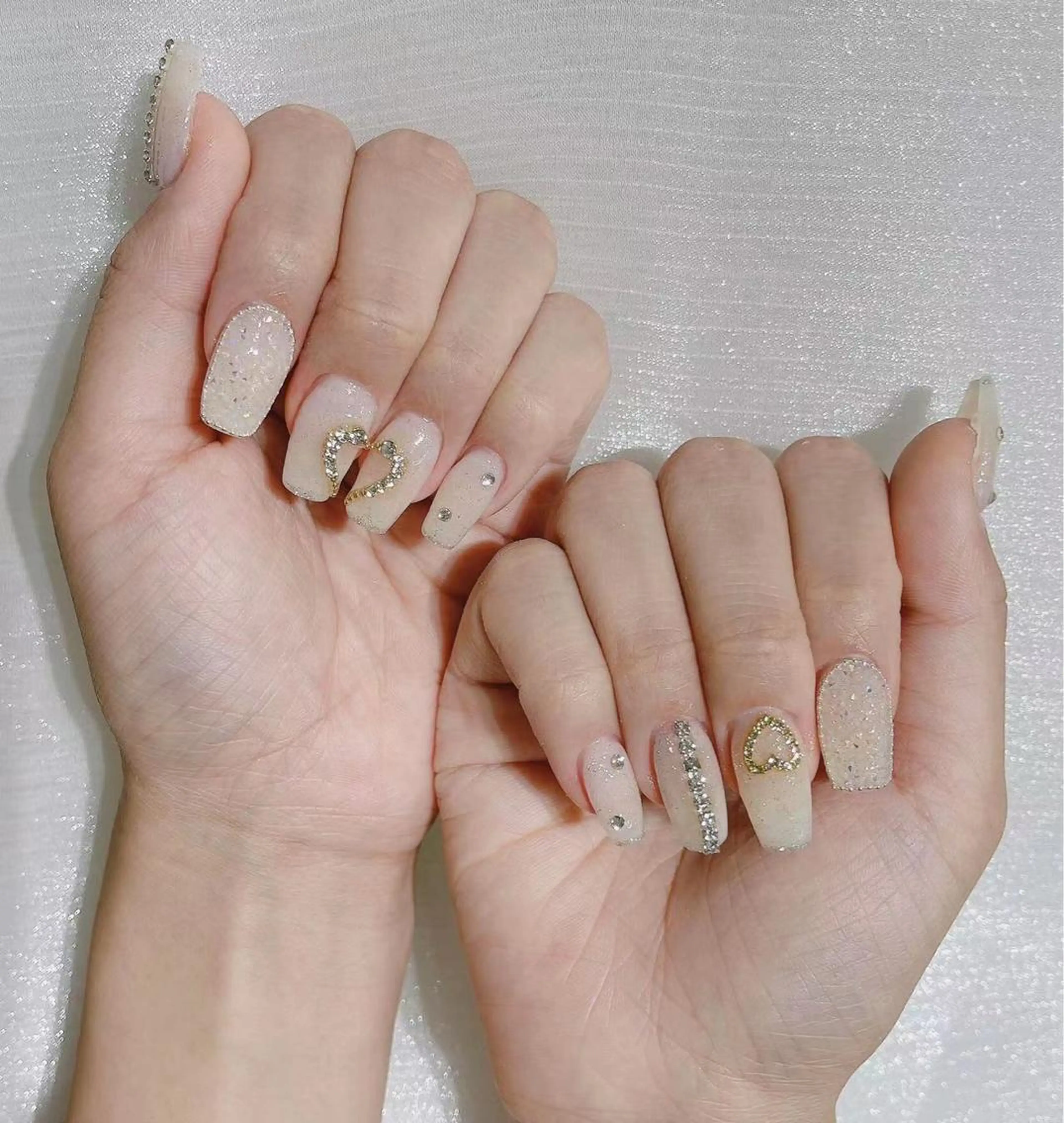 ネイル ハンドネイル Queens ciciのネイルデザイン