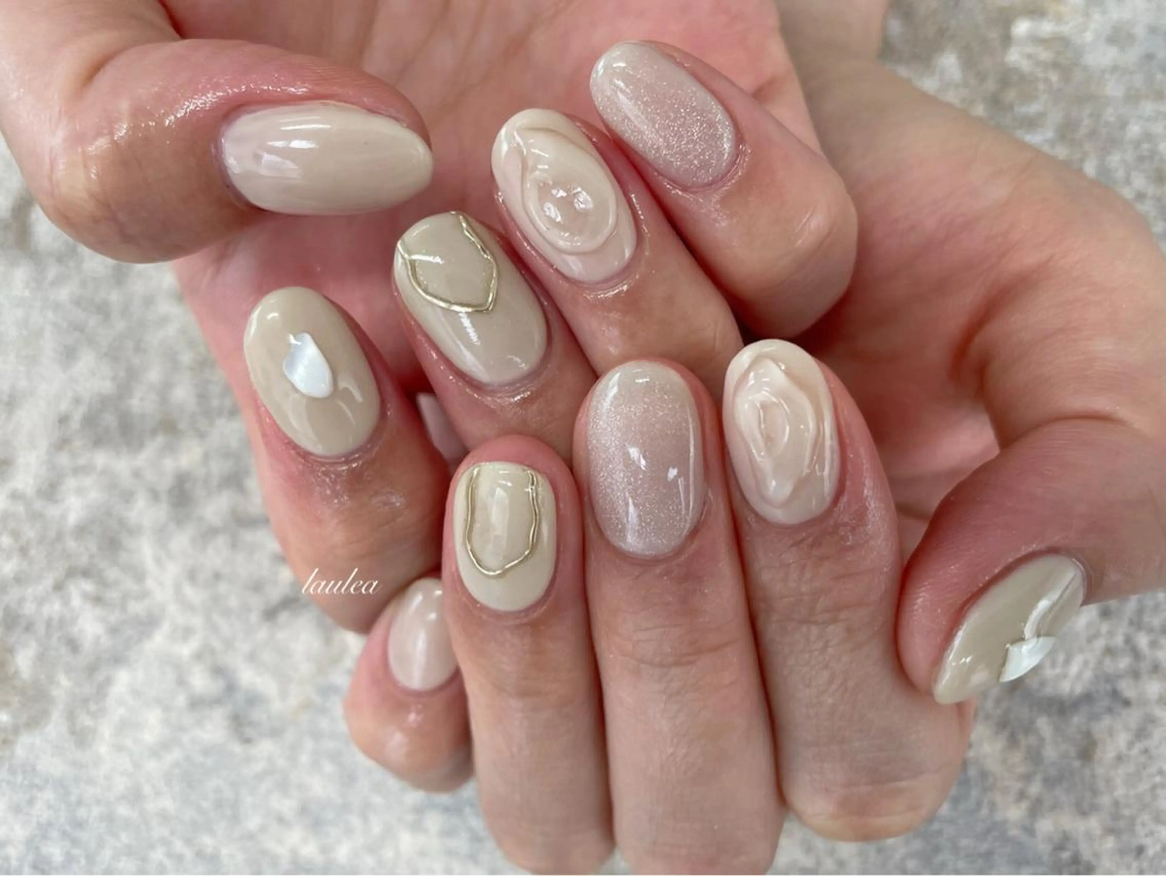 ミディアム ハンドネイル nagase yumiのネイルデザイン