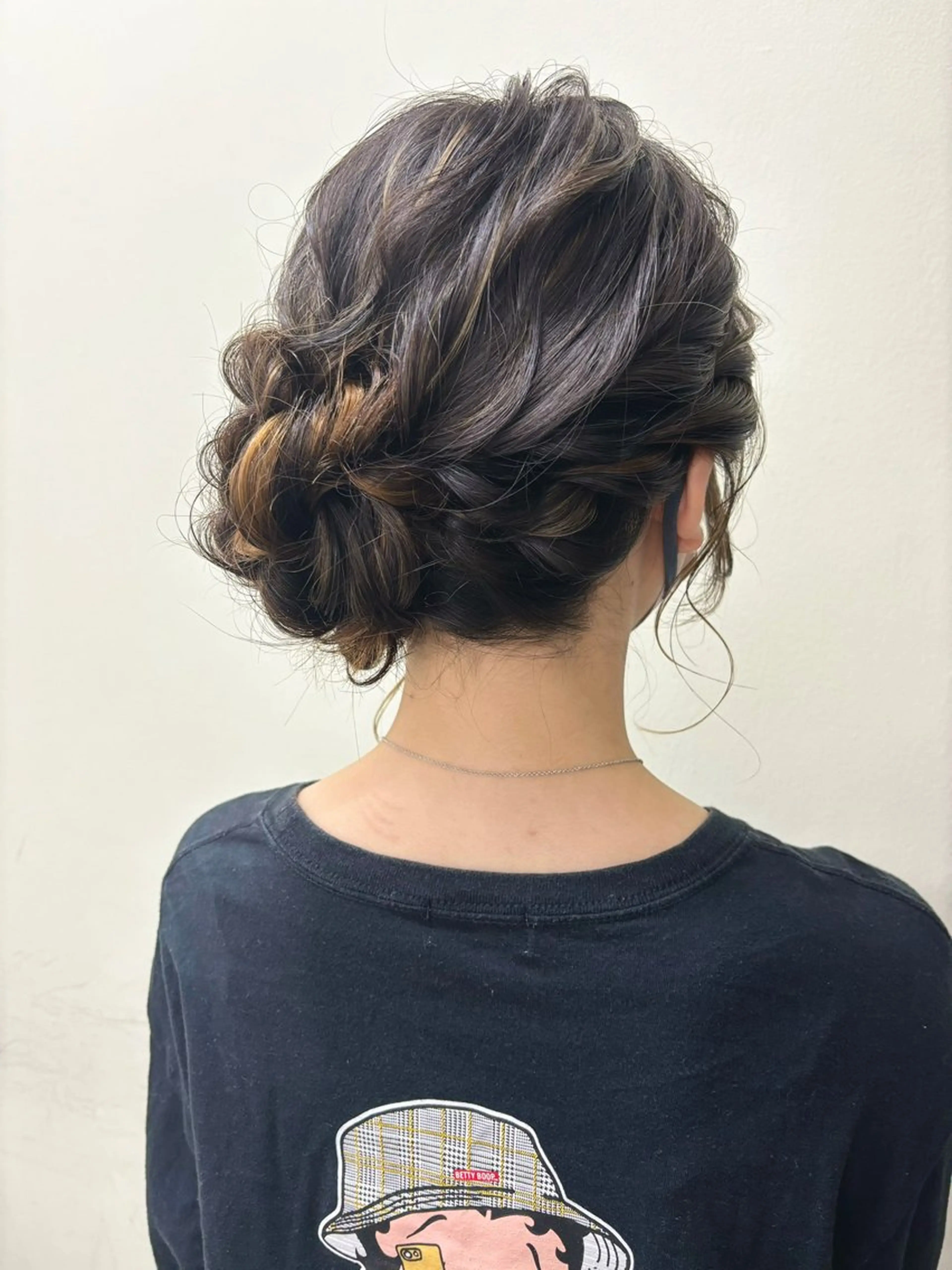 ロング ヘアアレンジ え りのヘアスタイル
