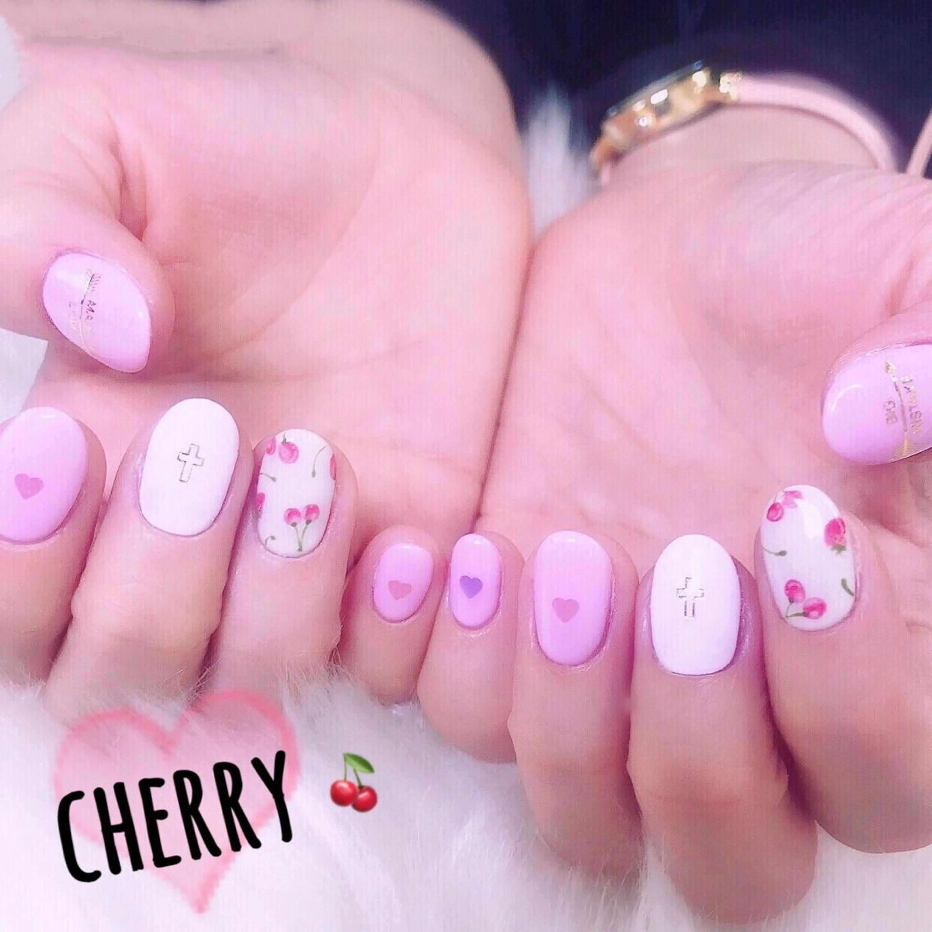 ネイル NOI ROUGEのネイルデザイン