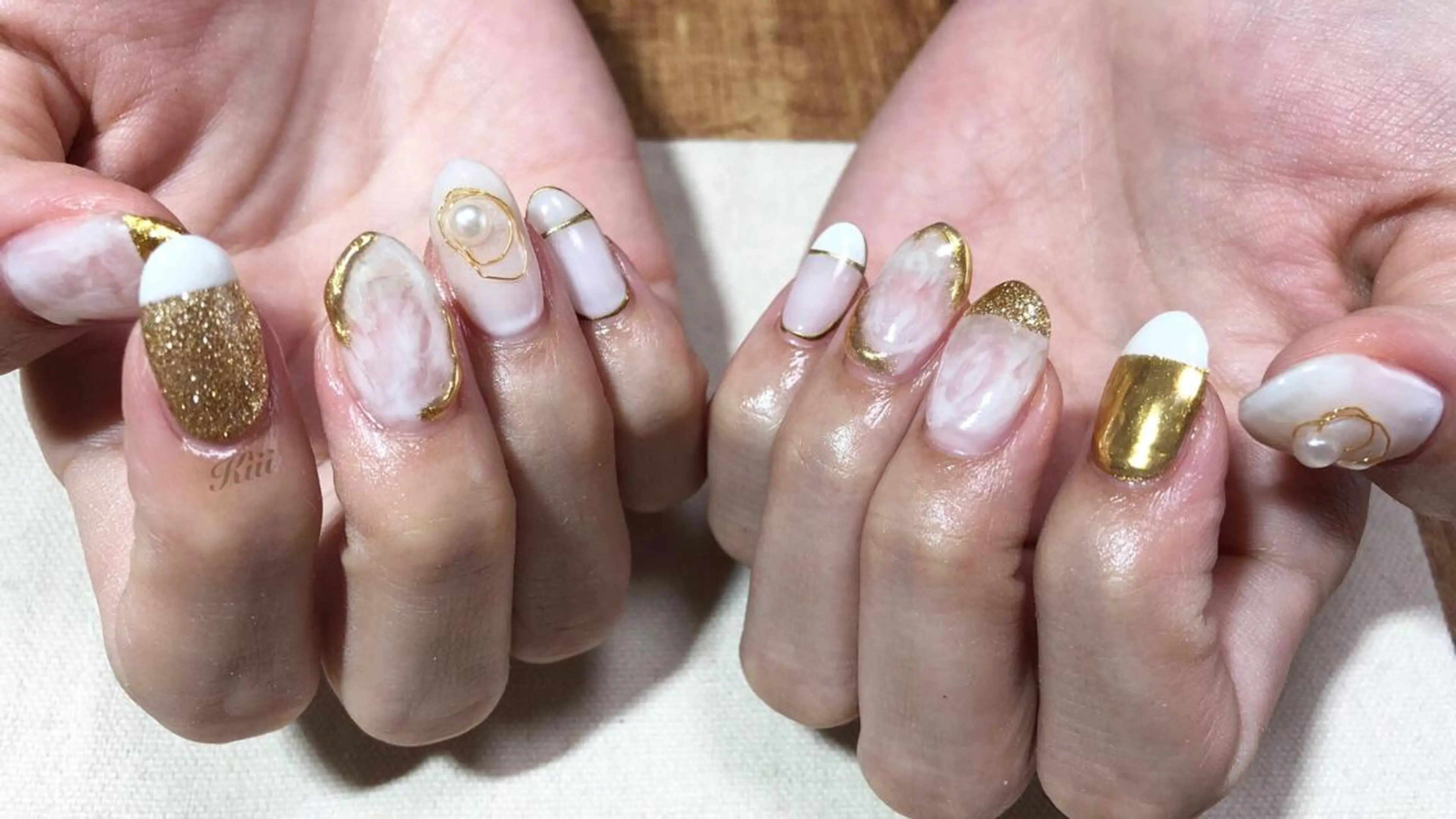 ネイル ハンドネイル フットネイル kiii.__ ✴︎*のネイルデザイン