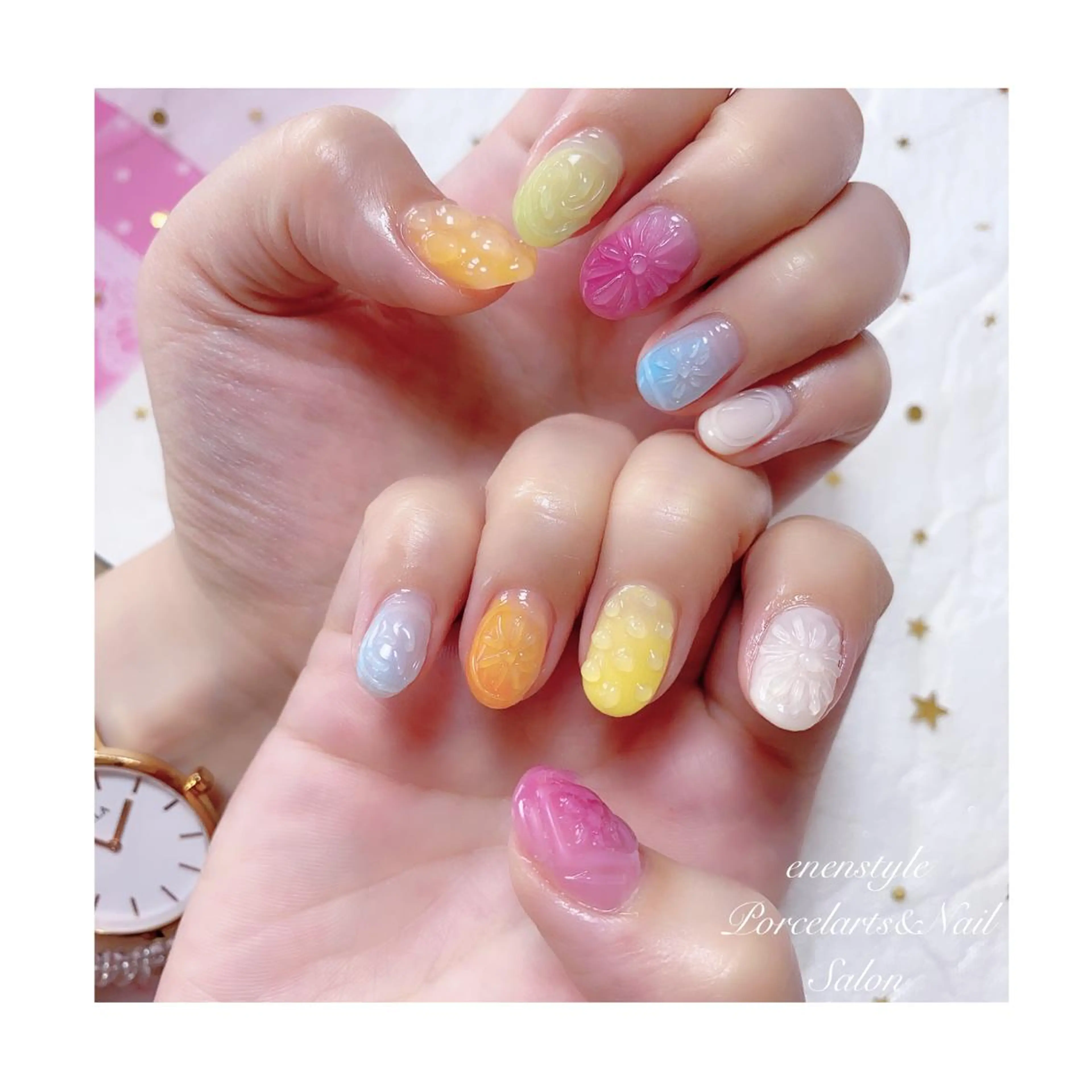 ミディアム ネイル ジェルネイル ニュアンスネイル オフィスネイル ワンカラーネイル パラジェル ハンドネイル 👑enen style👑のネイルデザイン