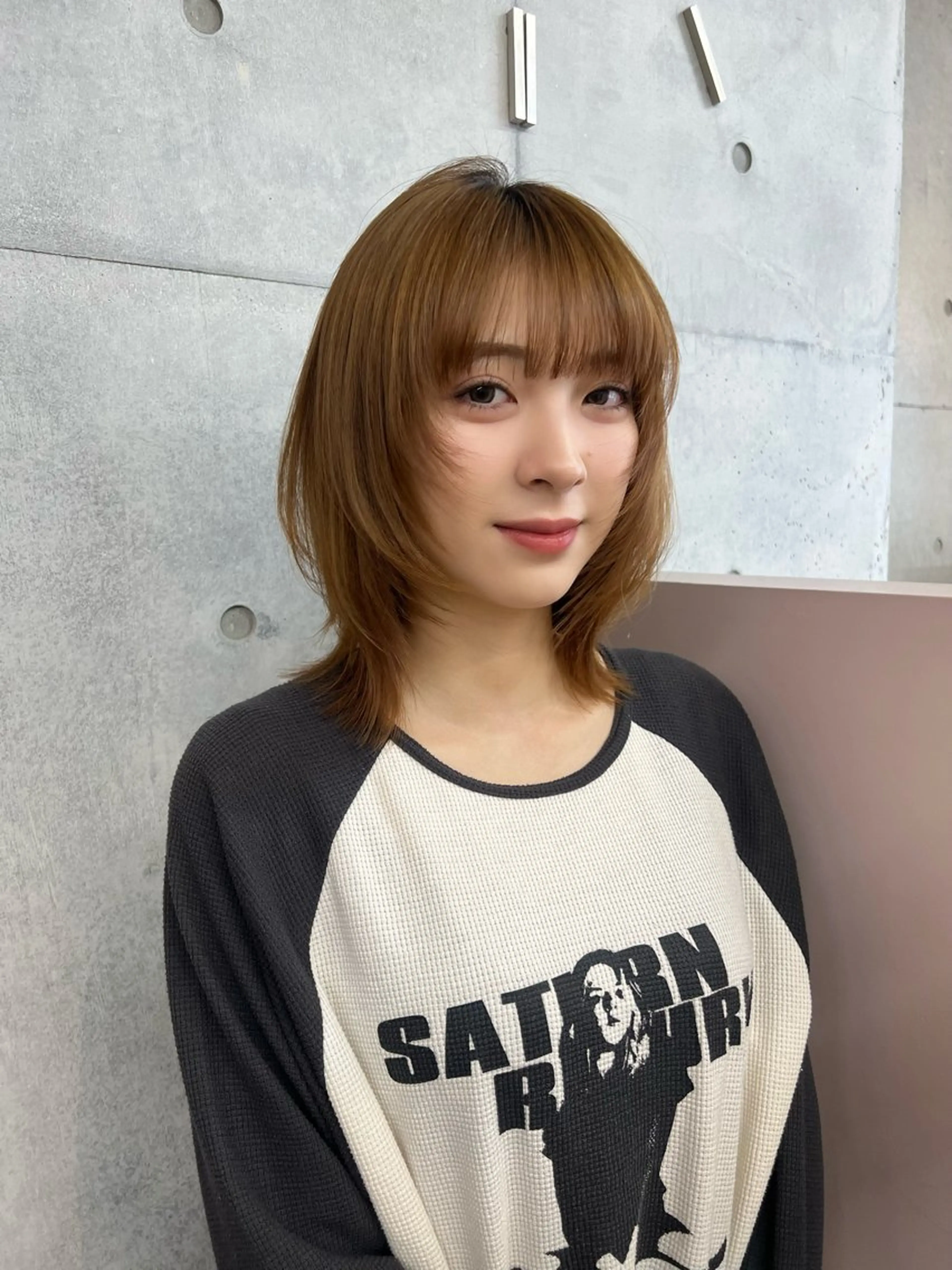 セミロング カット ヘアカラー トリートメント カコ/レイヤーカット ヘアアレンジのヘアスタイル