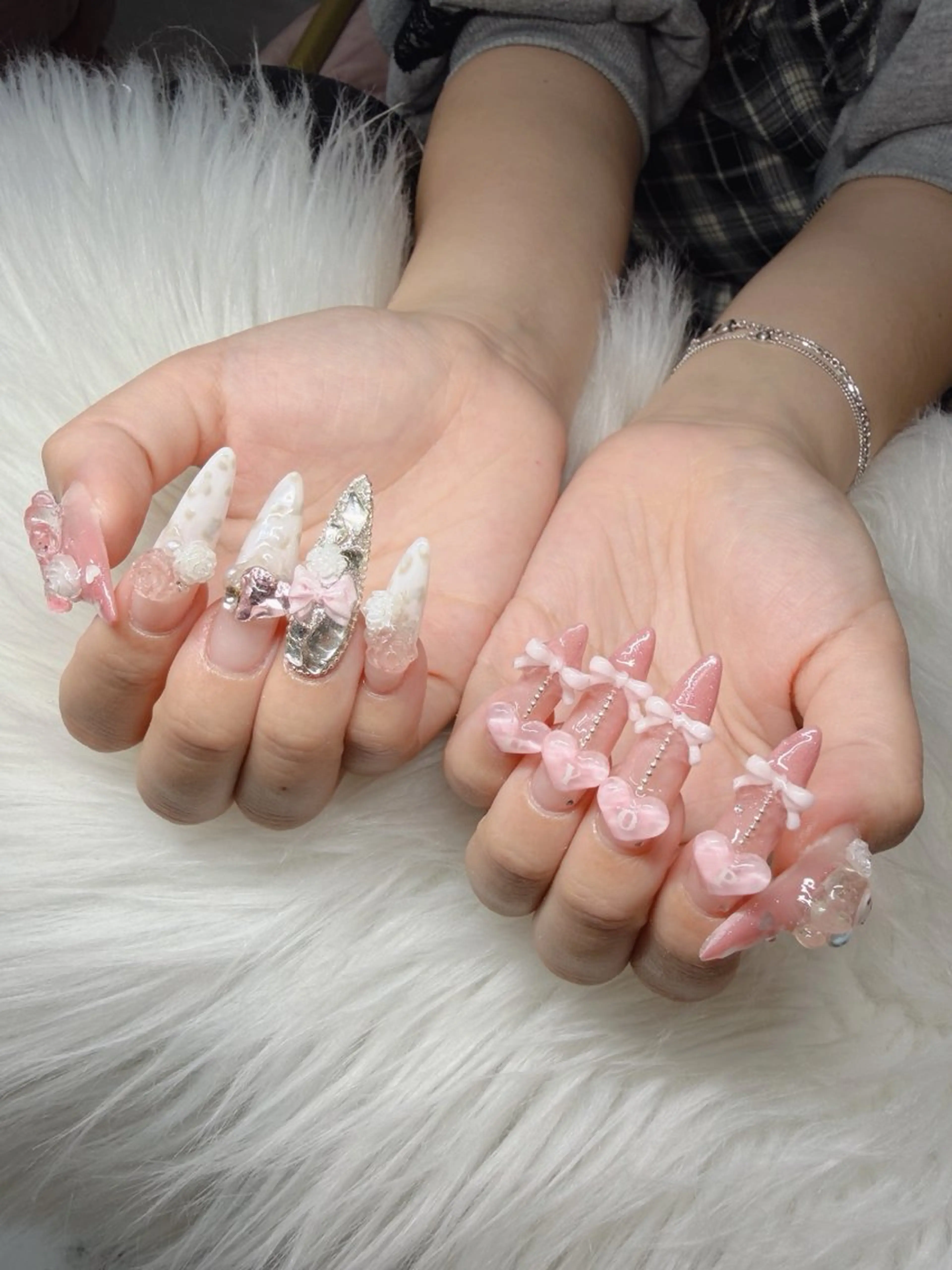 ネイル 長さ出し グラデーション 卒業式 キラキラネイル マグネットネイル Lee Nailsのネイルデザイン