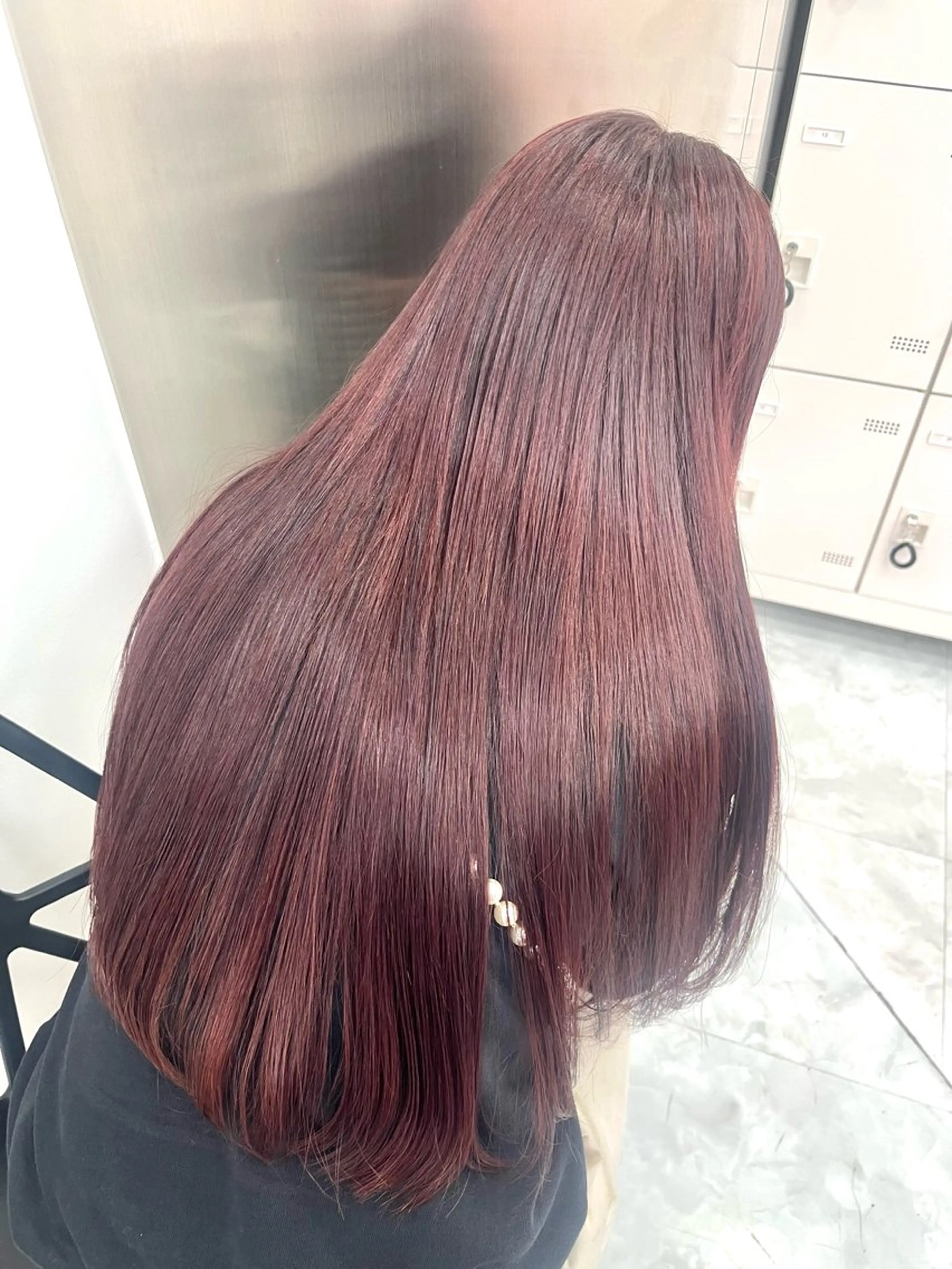 ロング ❤︎ワンホンガーリー なハイトーンヘア❤︎のヘアスタイル