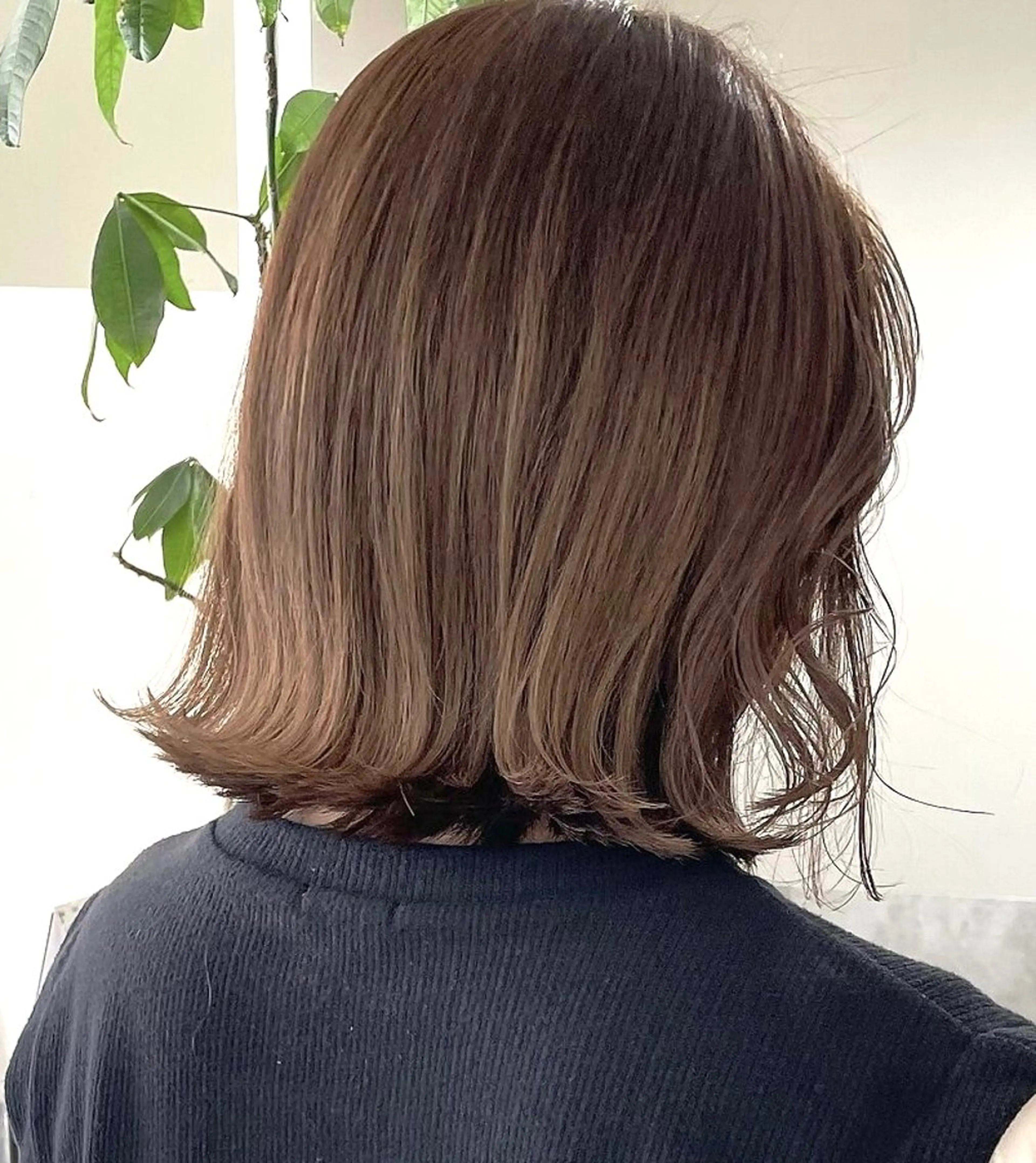 ミディアム ボブ 外ハネヘア GiseL ジゼル六本松のヘアスタイル