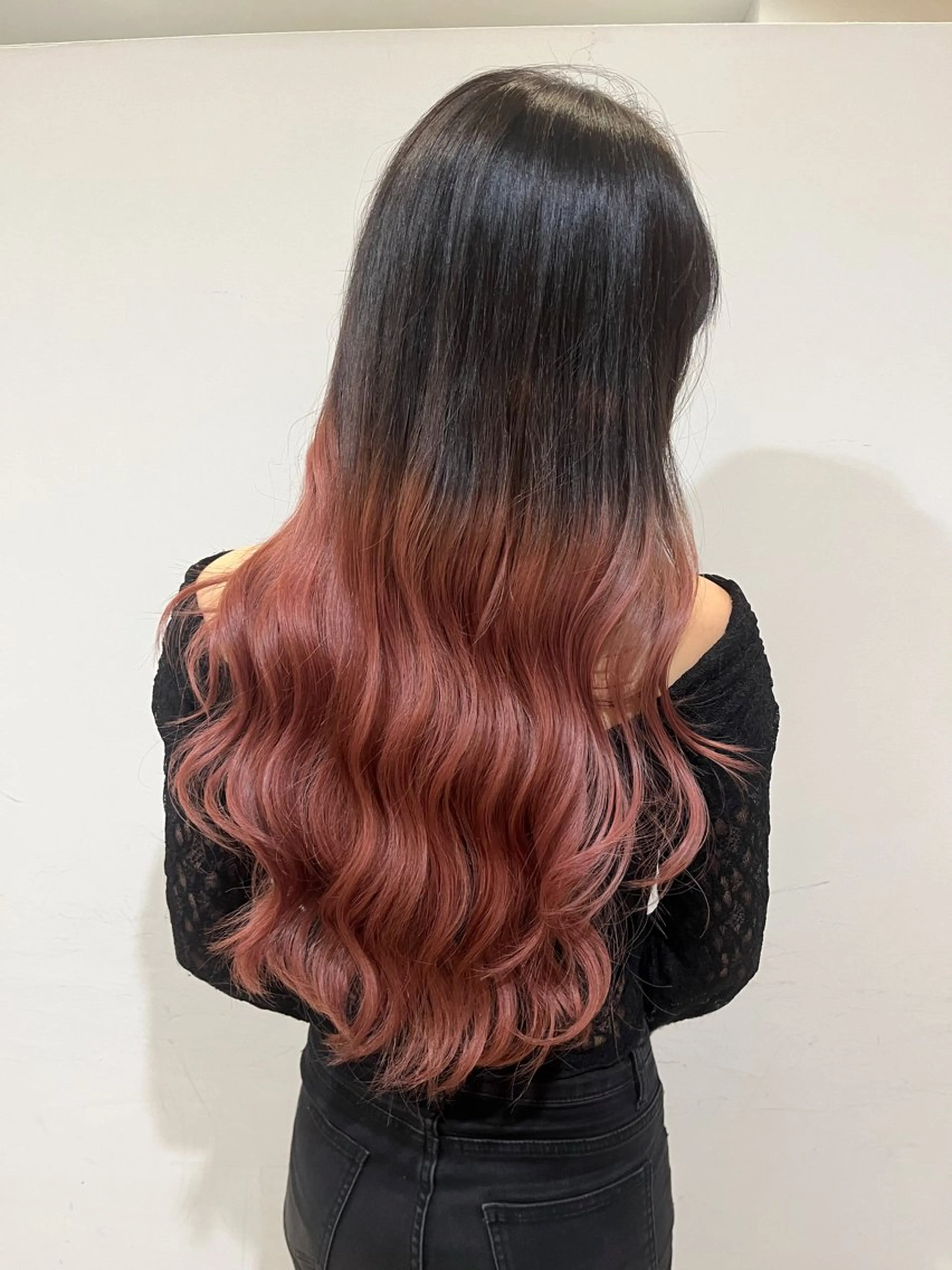 ロング Honoka👧🏼 ルーツ、グラデ特化のヘアスタイル