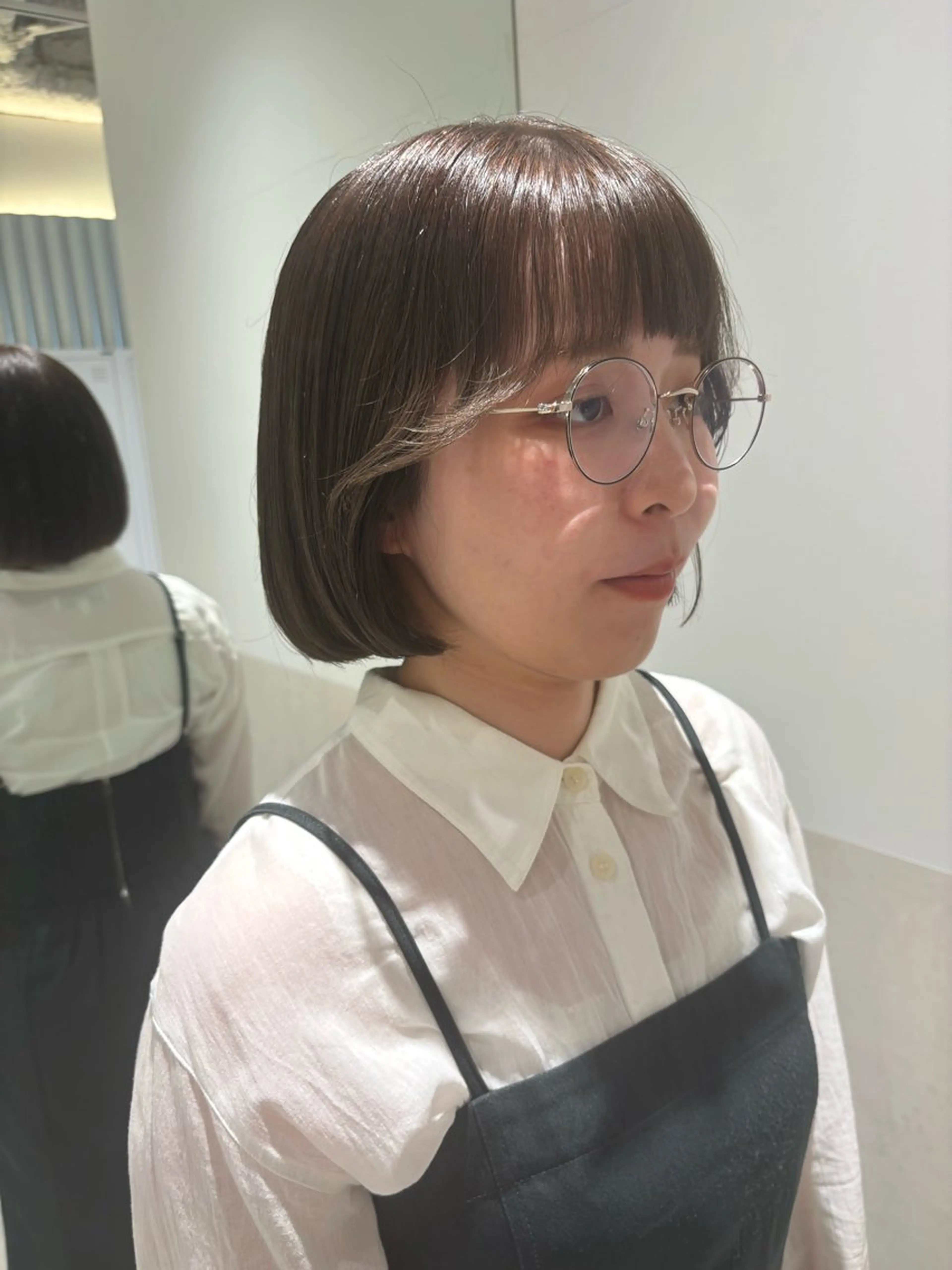 ショート カラー パーマ ヘアアレンジ 透明感カラー ボブ カット ヘアカラー トリートメント ヘッドスパ ヘアセット 押切 響　のヘアスタイル