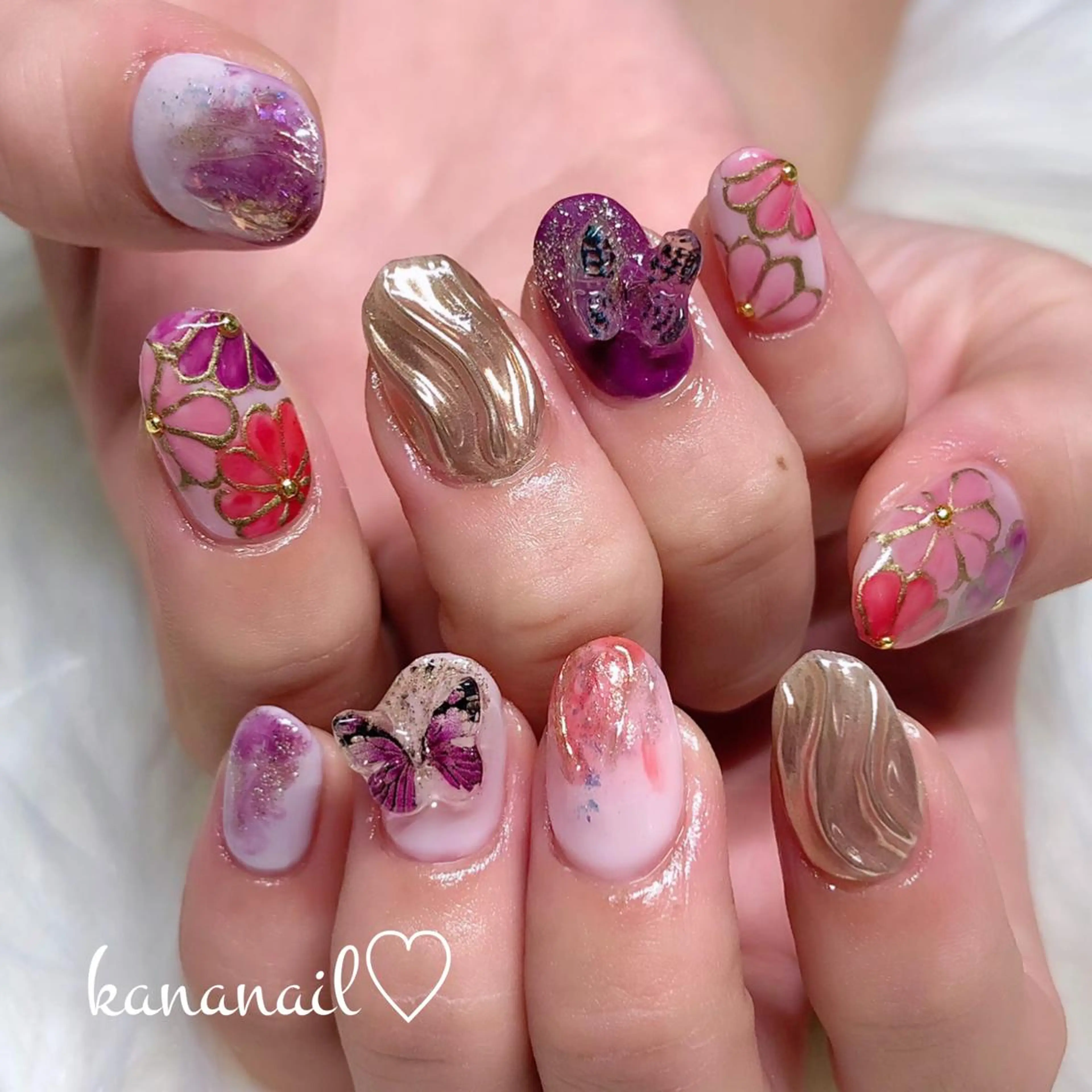 ネイル 成人式 ミディアムネイル ハンドネイル kananail ♡のネイルデザイン