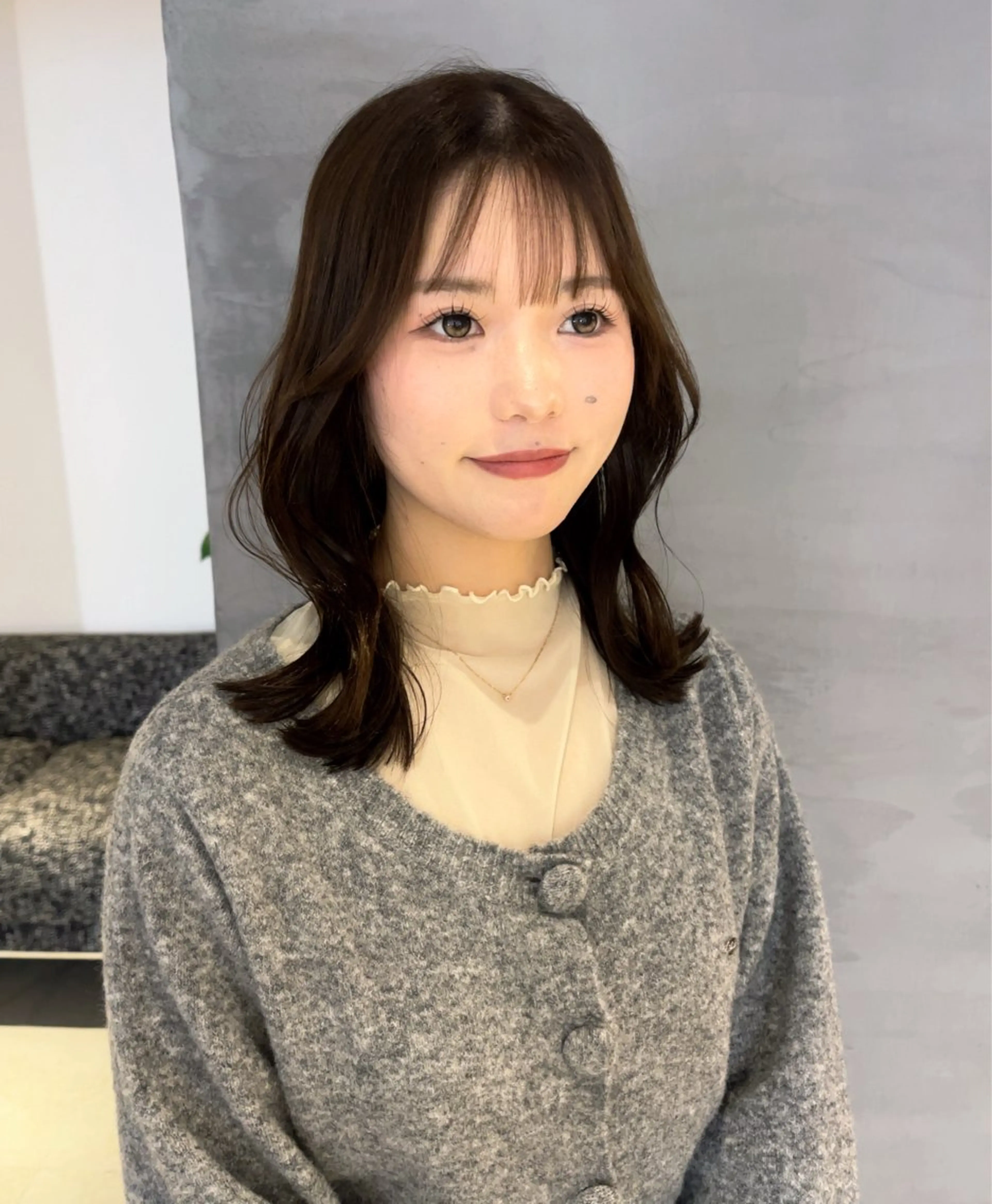 ミディアム くびれヘア カット ヘアカラー トリートメント AYU (ému) 伏見/髪質改善のヘアスタイル