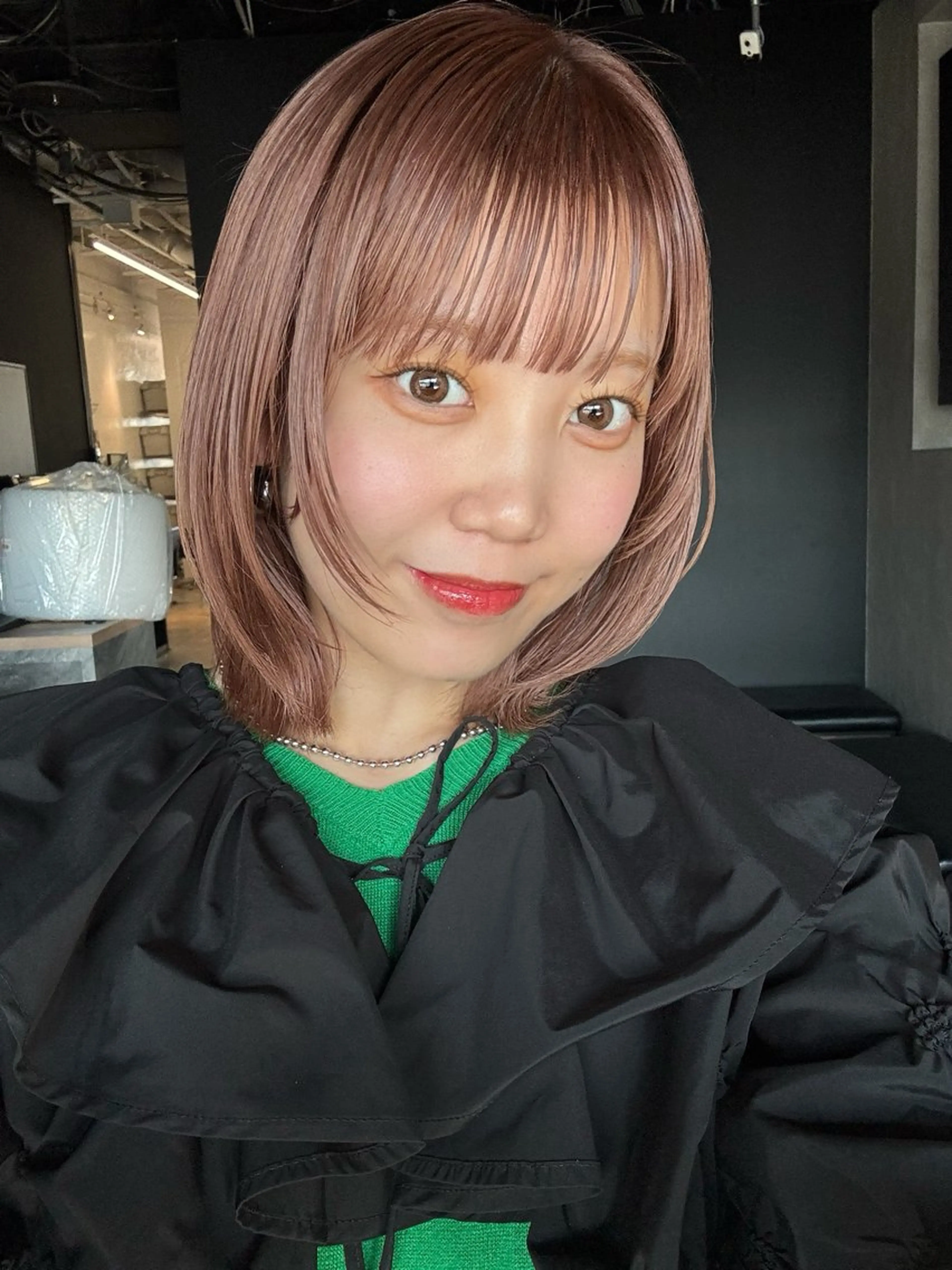 ミディアム 艶髪／レイヤー／ 垢抜け🩵／MARIのヘアスタイル