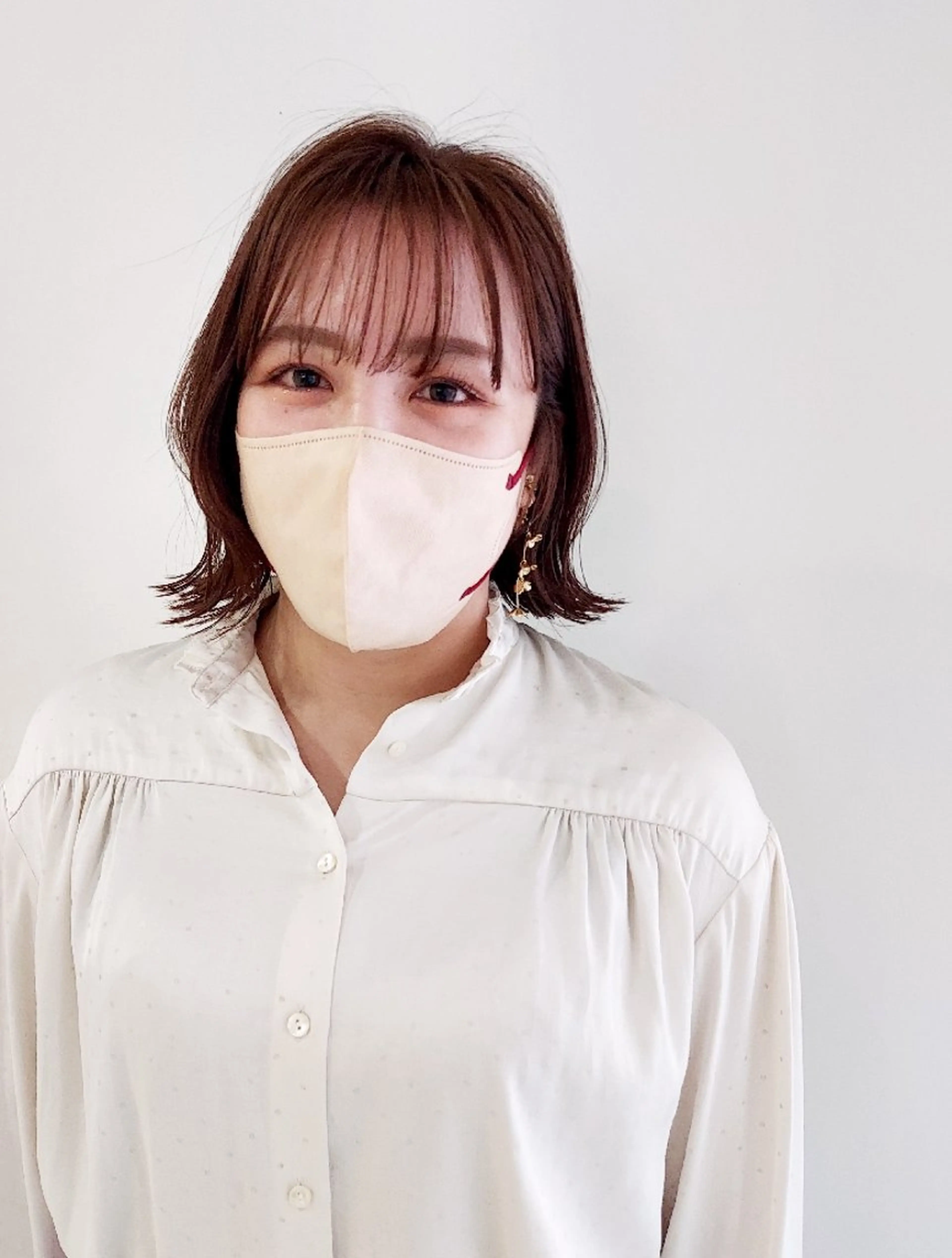 ショート ボブ 外ハネヘア 樋口 千尋のヘアスタイル