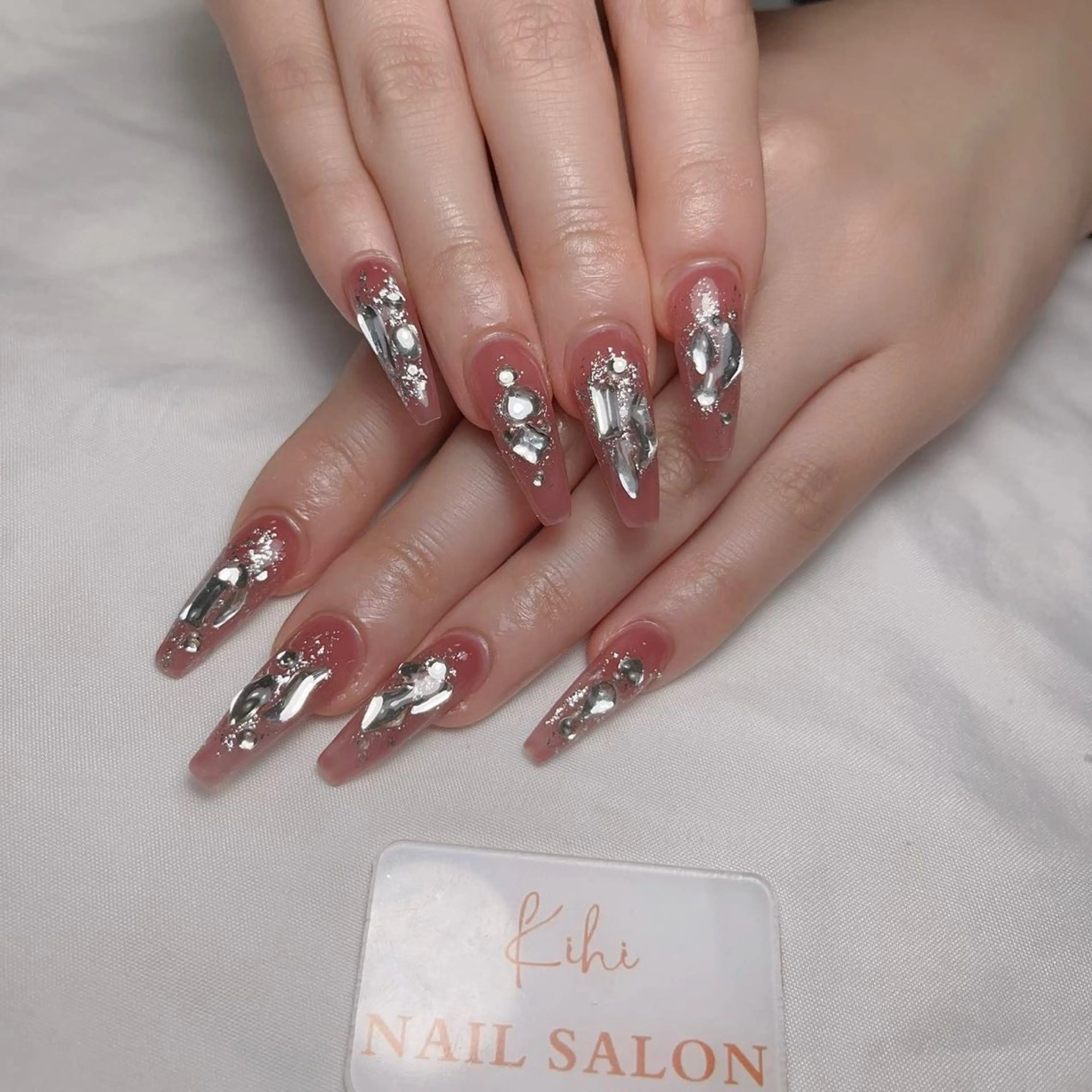 ネイル アートネイル フレンチネイル ジェルネイル グラデーション 韓国ネイル ハンドネイル 💕鈴木ユリ パラジェル/オフ無料のネイルデザイン